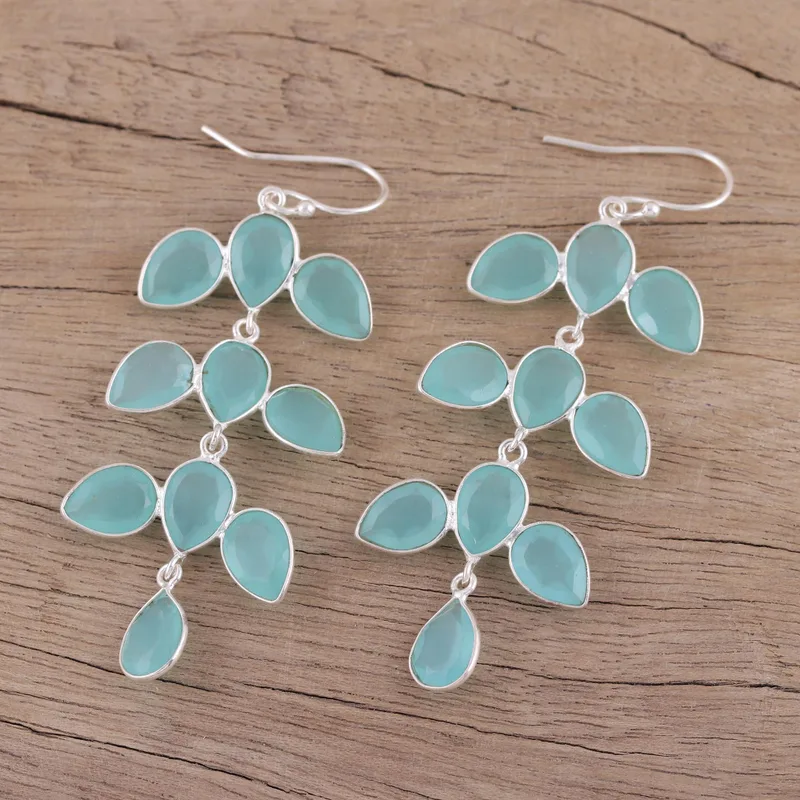 Lange aquablaue Chalcedon-Ohrringe, Hängeohrringe, 925er Massivsilber, handgefertigt, Boho, zarter Schmuck, Geschenk für sie und Mama