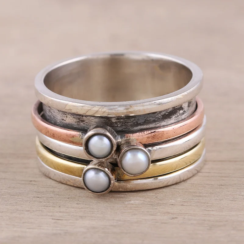 Zuchtperlen- und Metall-Trio-Meditations-Spinner-Ring Handgemachter Ring Silberschmuck Böhmischer zierlicher Ring Geschenk für sie Geburtstagsgeschenk