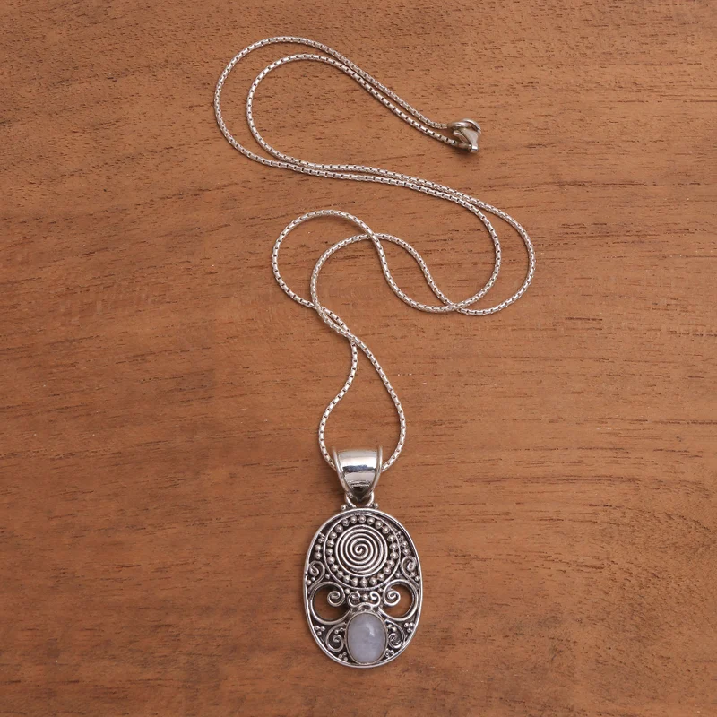 Handgefertigte Regenbogen-Mondstein-Anhänger-Halskette 925 Sterling Silber Natürlicher Feuer-Regenbogen-Mondstein-Geschenk für sie