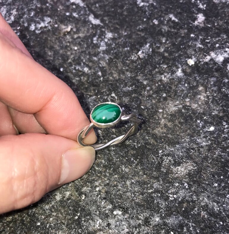 Malachit 925 Sterling Silber Twist Band Ring Ovaler Malachit Cabochon Damenring Ehering Partyring