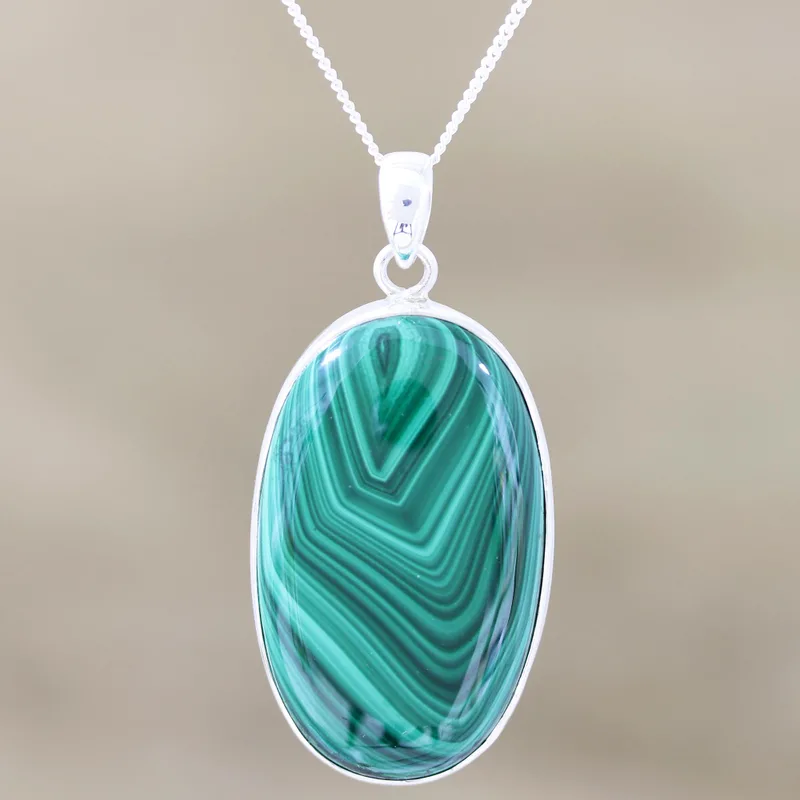 Lünettengefasste Malachit-Cabochon-Halskette, 925 Sterling Silber, handgefertigter Boho-Edelsteinanhänger, Geschenk für sie