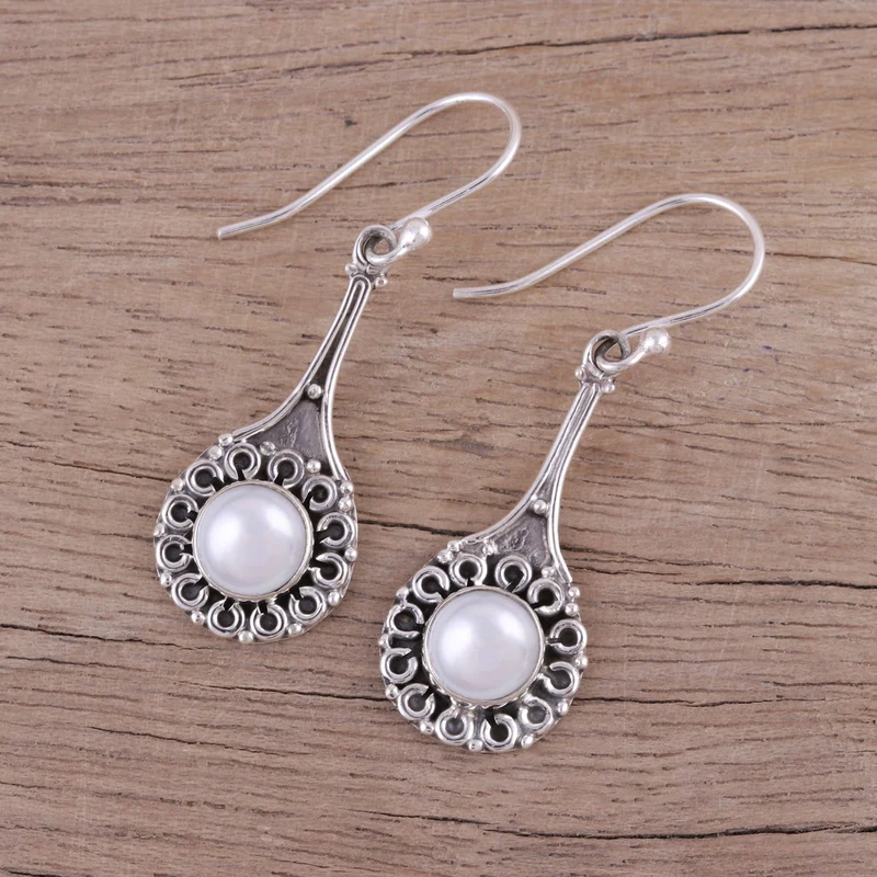 Ohrringe mit Zuchtperlen in Sterlingsilber-Fassungen, Damenschmuck, Boho-Ohrringe, handgefertigte Edelsteinohrringe, Hochzeitsschmuck, Geschenk für sie und Mama