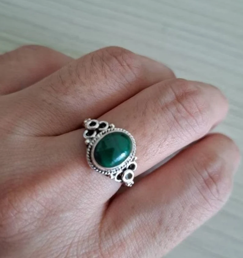 Grüner Malachit Ring Oxidierter Ring 925 Silber Ring Ovaler Malachit Ring Edelstein Ring Damen Ring Silberschmuck Malachit Ring