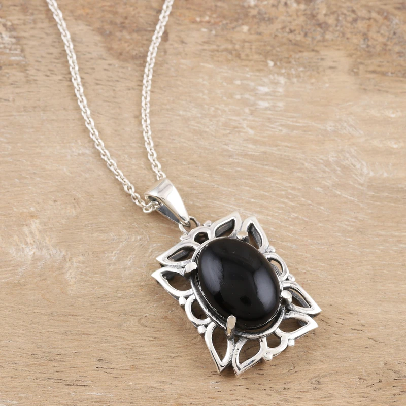 925 Sterlingsilber und Onyx Anhänger Halskette Anhänger Halskette Zarte Halskette Böhmischer Schmuck Perfektes Geschenk für Sie