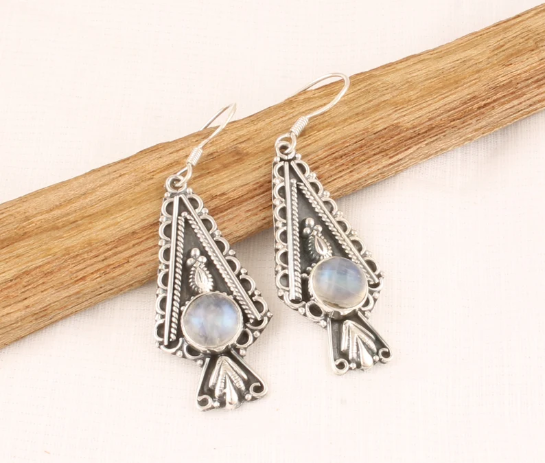 Regenbogen-Mondstein Massive 925 Sterling Silber Boho Ohrringe für Damen Handgemachte Silber Gravierte Ohrringe als Geschenke Edelsteinohrringe