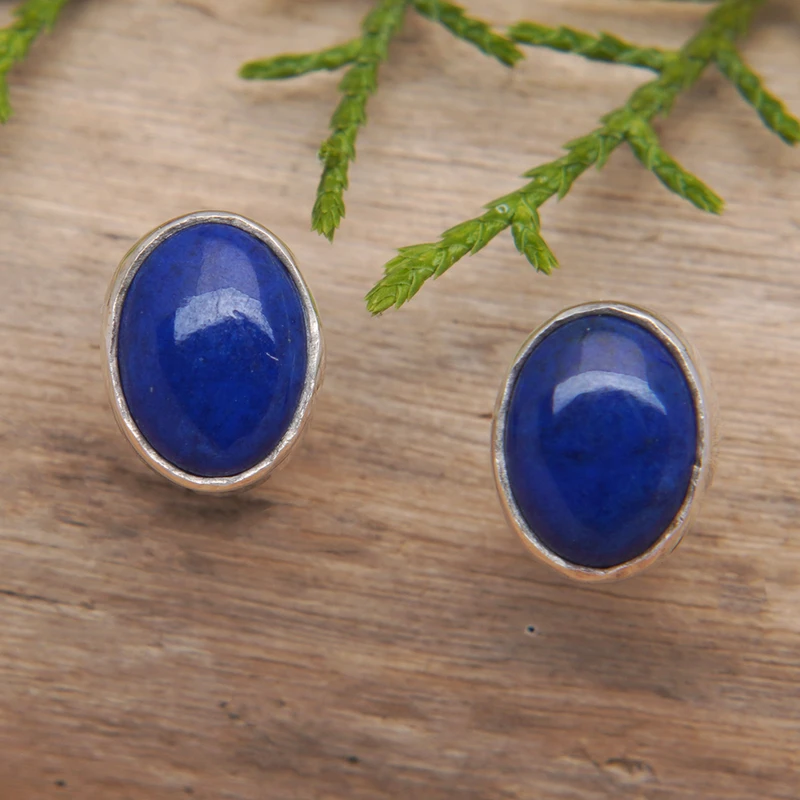 Ovale Ohrstecker aus Sterlingsilber mit Lapislazuli, 925er Massivsilber, handgefertigte Ohrstecker für jeden Tag, Geburtstagsgeschenk für sie