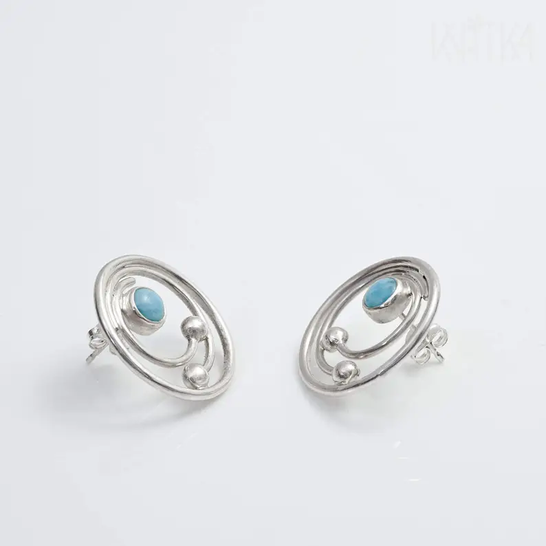 Runde Larimar-Edelstein 925er Sterlingsilber-Ohrstecker Designer-Ohrstecker Natur-Edelstein-Ohrringe Handgemachte Ohrringe