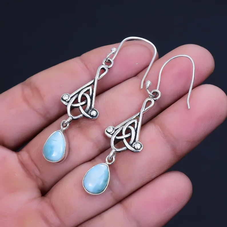 Natürliche Larimar Designer-Silberohrringe Geschenk für Frauen Handgemachte Silberohrringe 925 Sterling Silber Ohrringe Geschenk für Mädchen