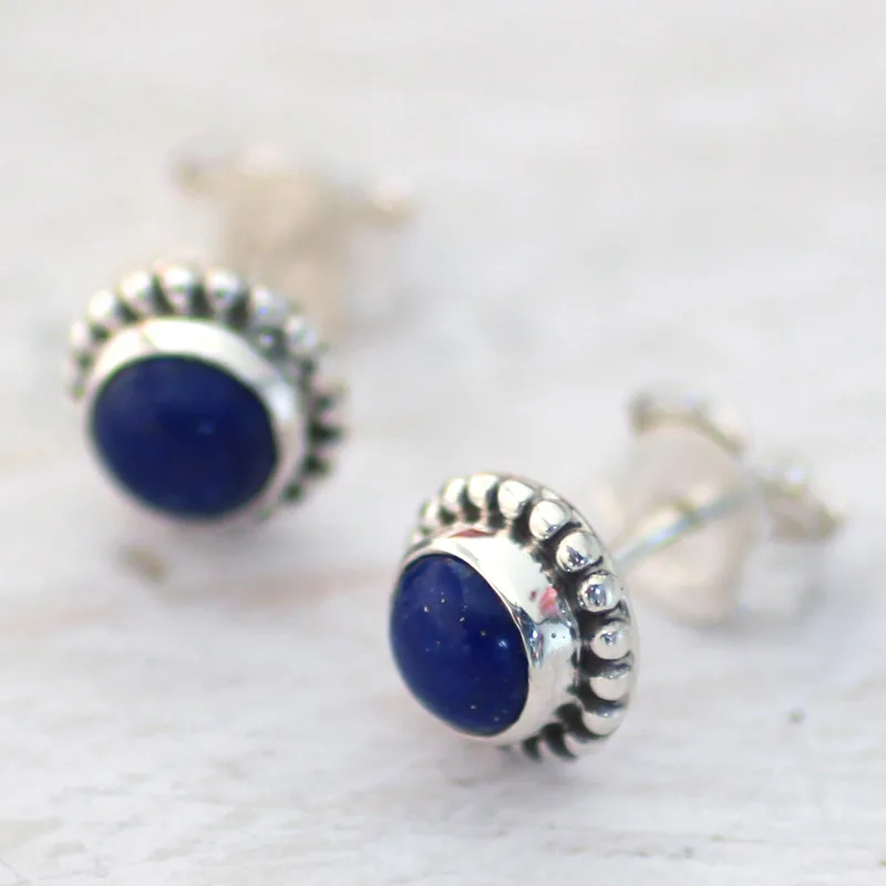Lapislazuli-Ohrstecker aus Sterlingsilber aus Indien 925er Massivsilber Handgefertigte Ohrstecker Alltagsohrringe Ohrring Geburtstagsgeschenk für sie