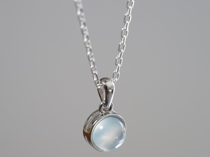Aqua Chalcedon kleiner Anhänger 925 Sterlingsilber Edelstein Designer handgefertigter Schmuck Geschenk zum Jahrestag