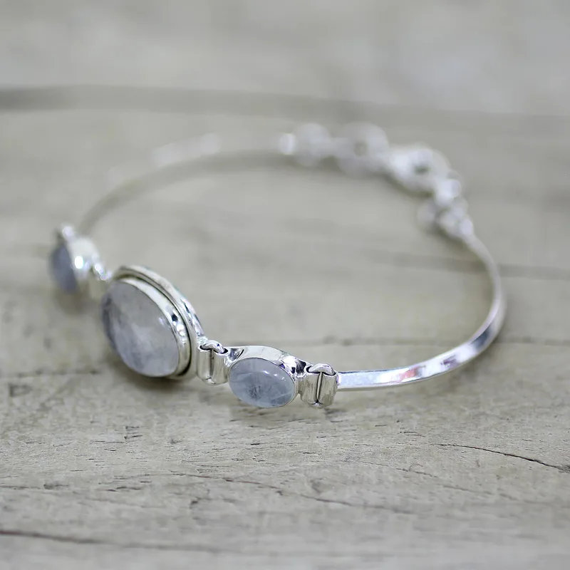 Armband aus 925er Sterlingsilber mit Regenbogen-Mondstein, Geburtstagsgeschenk für Mädchen, bezaubernder Schmuck, Valentinstagsgeschenk für Sie