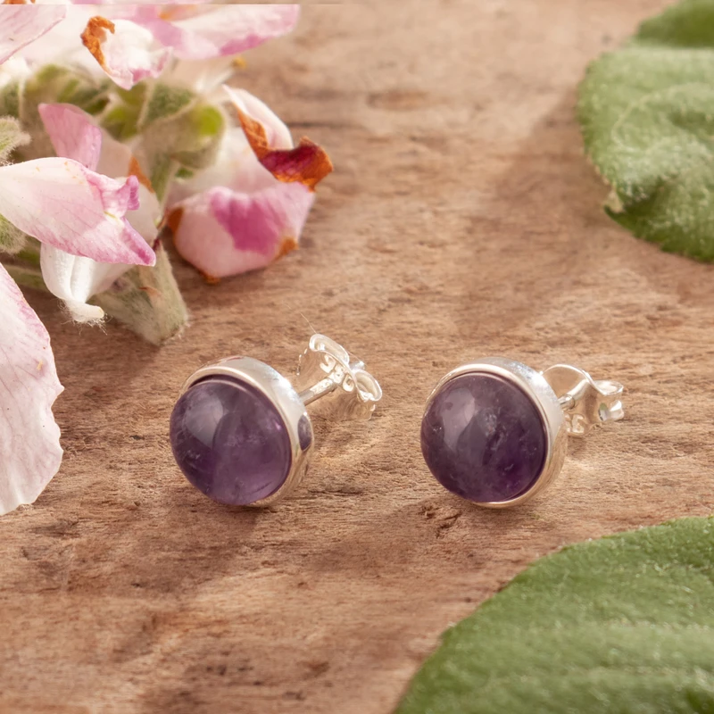 Ohrstecker aus Sterlingsilber mit Amethyst-Steinen Alltags-Ohrringe Handgefertigte böhmische Ohrringe Geschenk für Sie