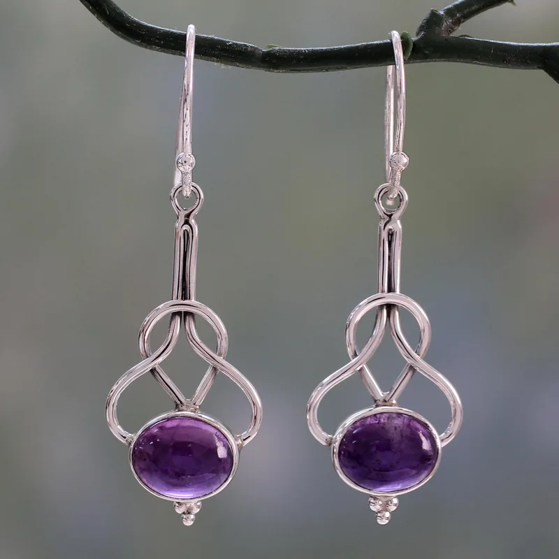 Ohrhänger mit Amethyst-Cabochons aus Sterlingsilber, handgefertigte Ohrringe, Geschenkidee, Geburtstagsgeschenk, böhmischer Schmuck, Geschenk für Ehefrau und Mutter