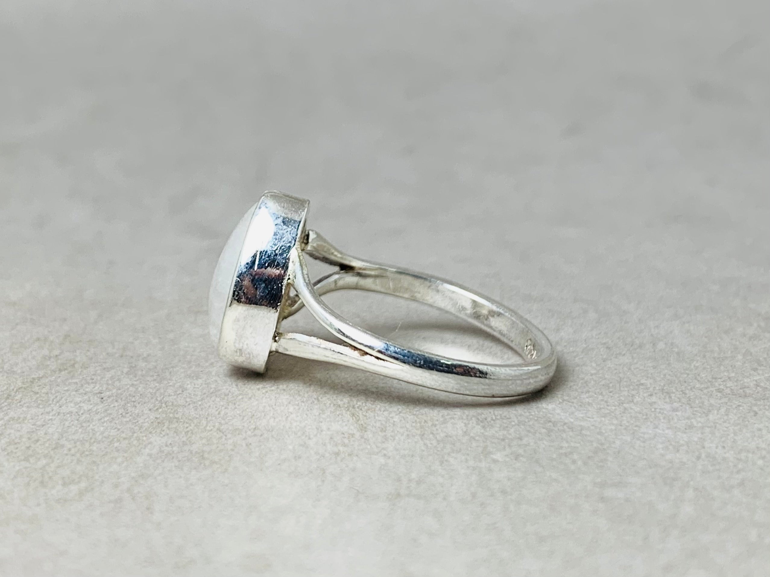 Birnenförmiger Mondsteinring 925 Silberring Edelsteinring Geburtsstein Juni Ring für Frauen Geburtstagsgeschenk für Sie