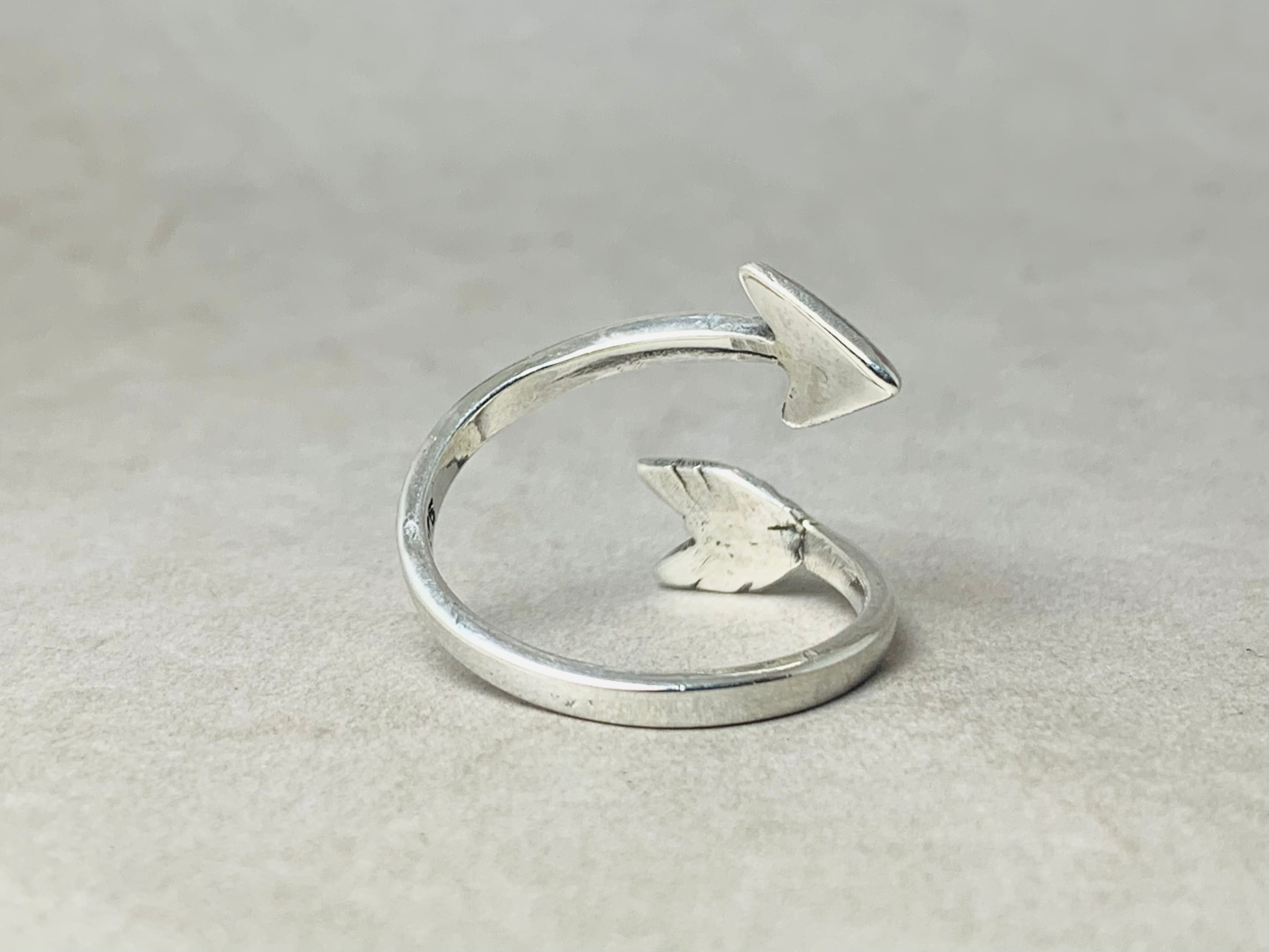 Pfeil verstellbarer Ring 925 Sterling Silber Ring Knöchelring Minimalistisches Design Alltagsring Handgemacht