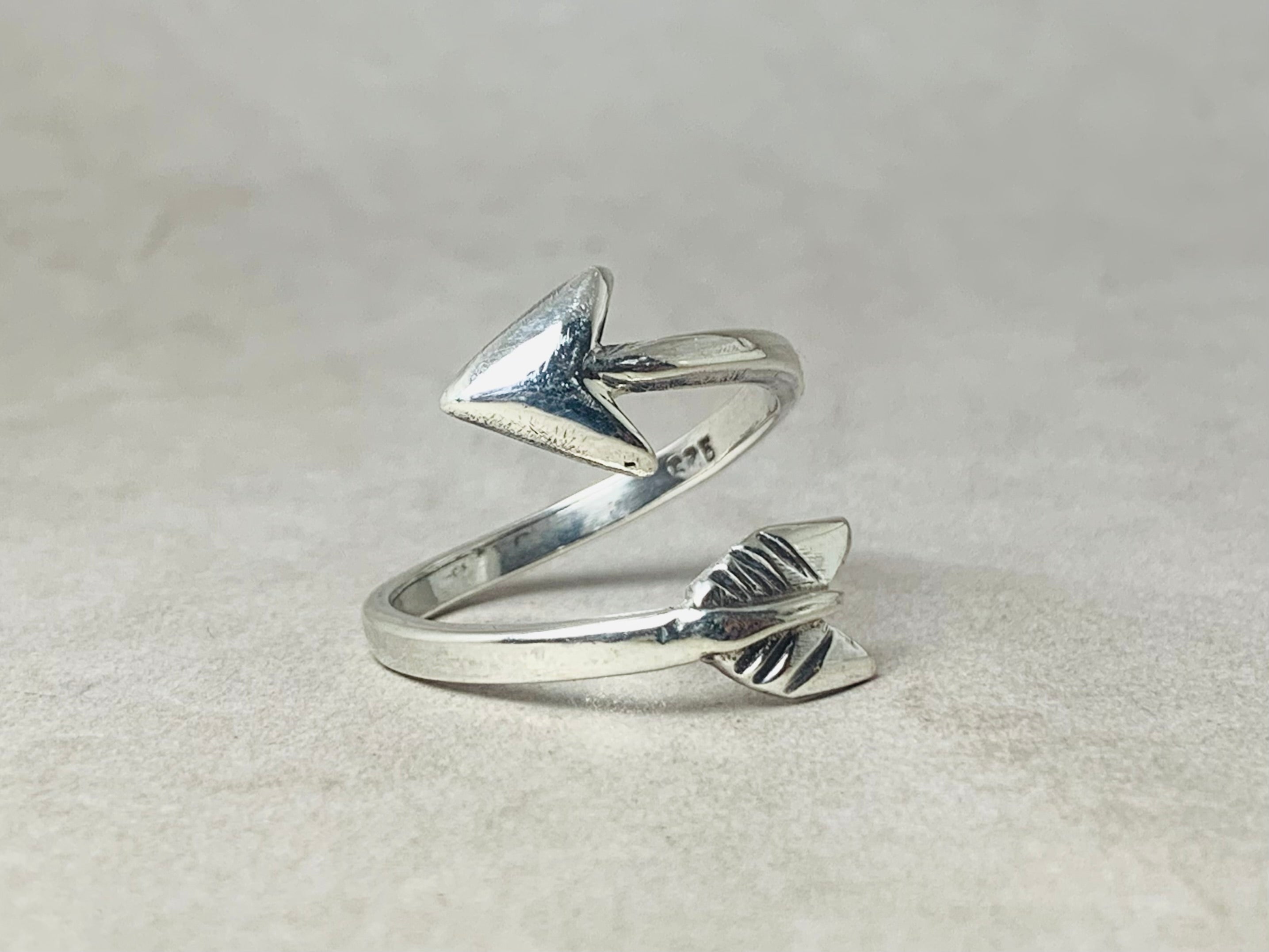Pfeil verstellbarer Ring 925 Sterling Silber Ring Knöchelring Minimalistisches Design Alltagsring Handgemacht