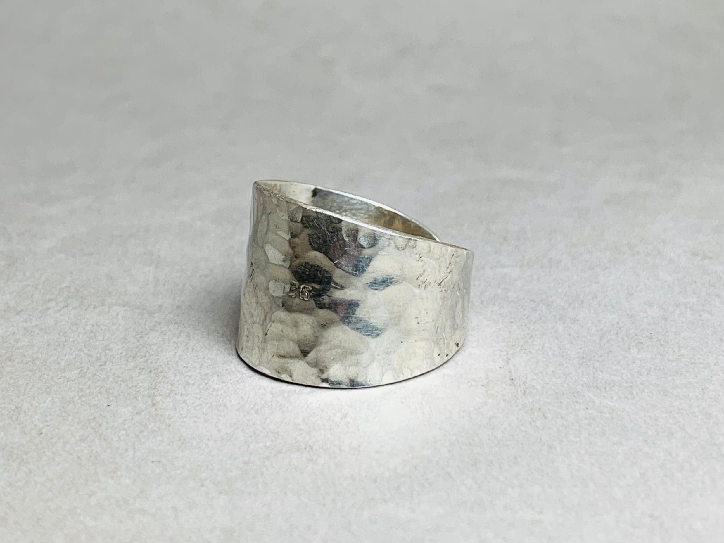 Gehämmerter Ring 925er Silberring Verstellbarer Ring Daumenring Statement Ring Strukturierter Ring