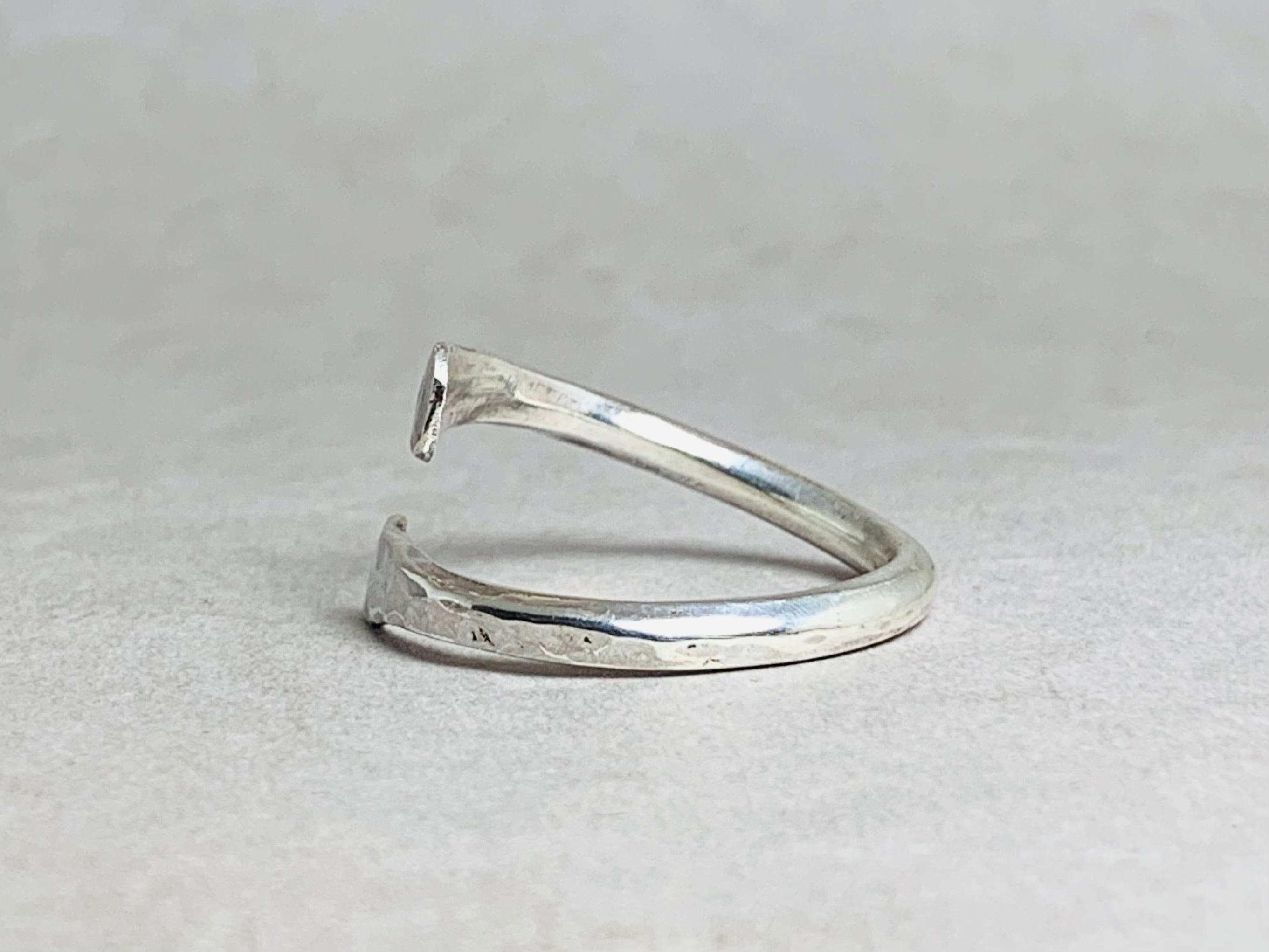 Spiralring Gehämmerter Ring 925 Silberring Verstellbarer Ring Boho Stapelring Alltags-Handgemachter Ring
