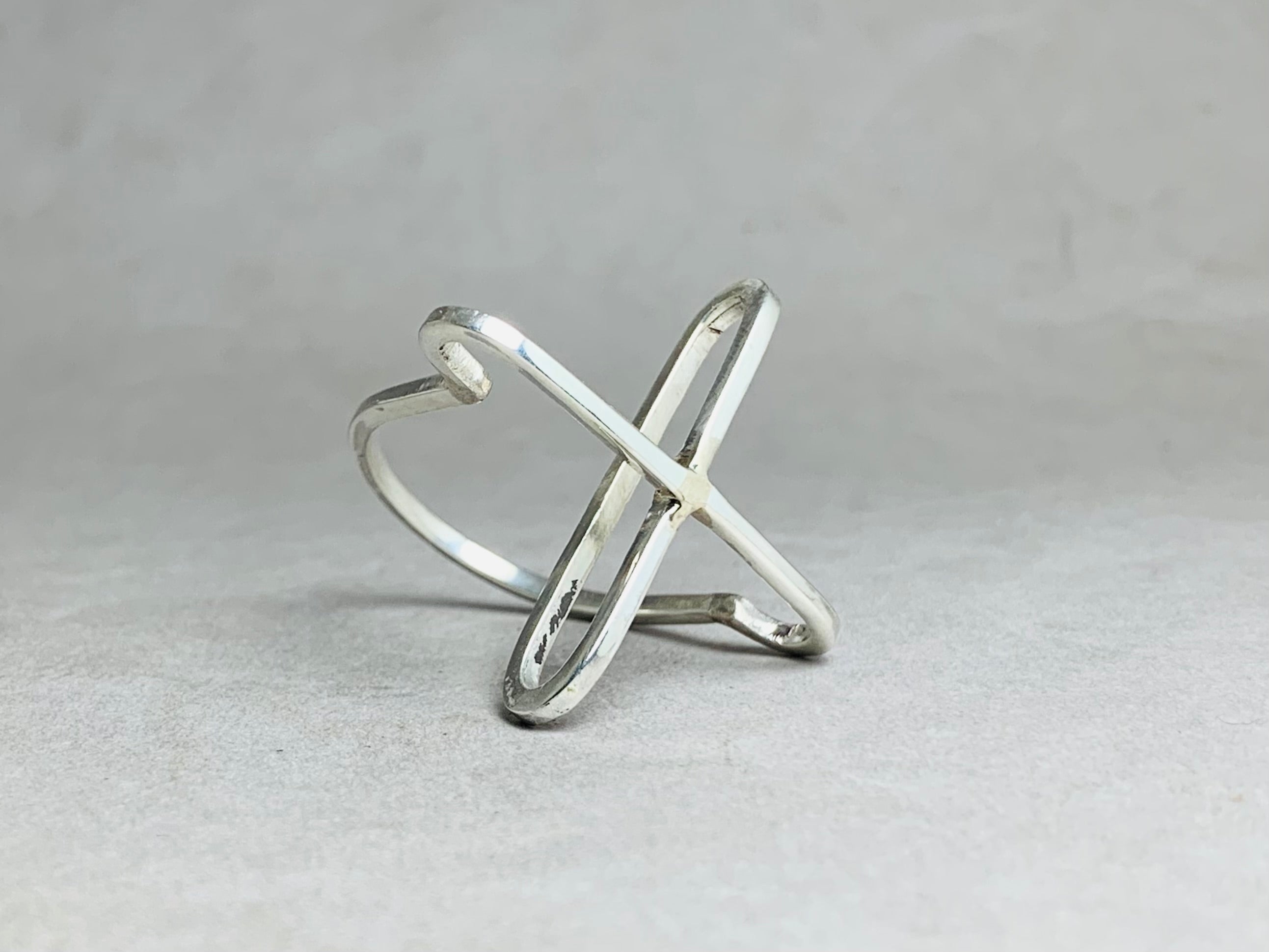 Staafring 925 Massief Zilveren Ring Kruis X Ring Moderne Ring Handgemaakte Statement Ring Trendy Ring Unieke Ring