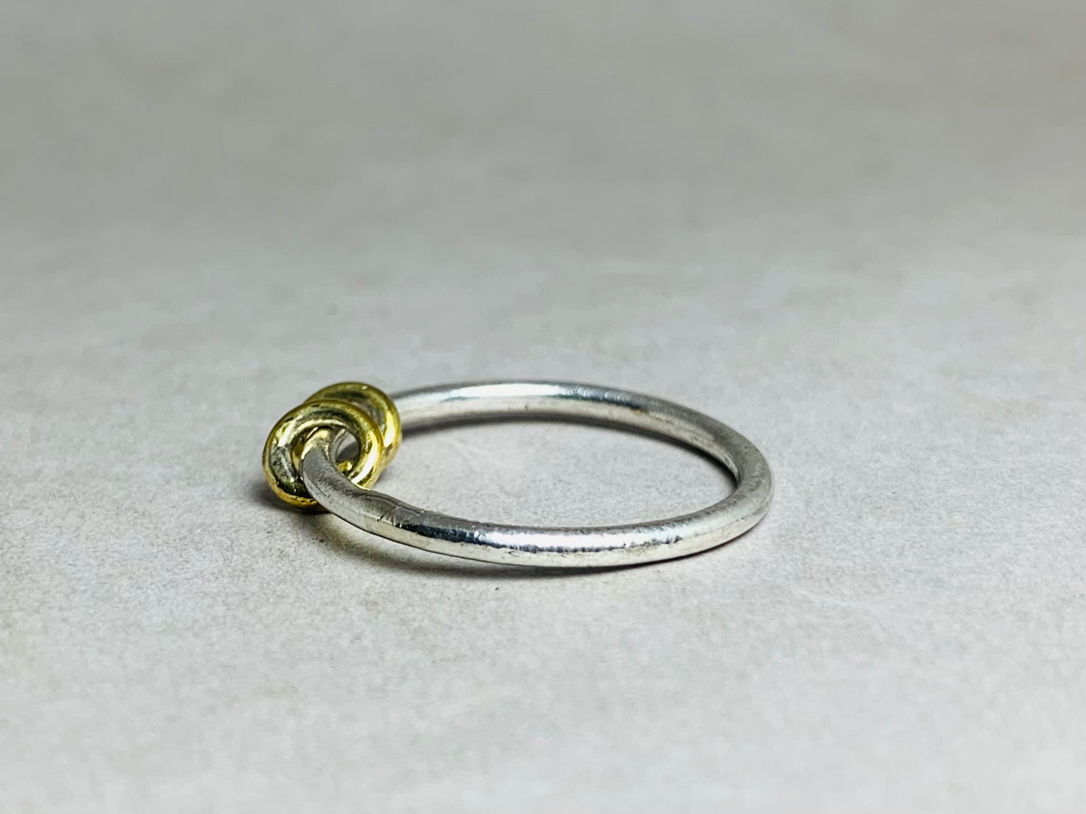 Bandring 925 Silber Ring Handgemachter runder Bandring Stapelring Rolling Band Ring Einzigartiger Ring Alltagsring
