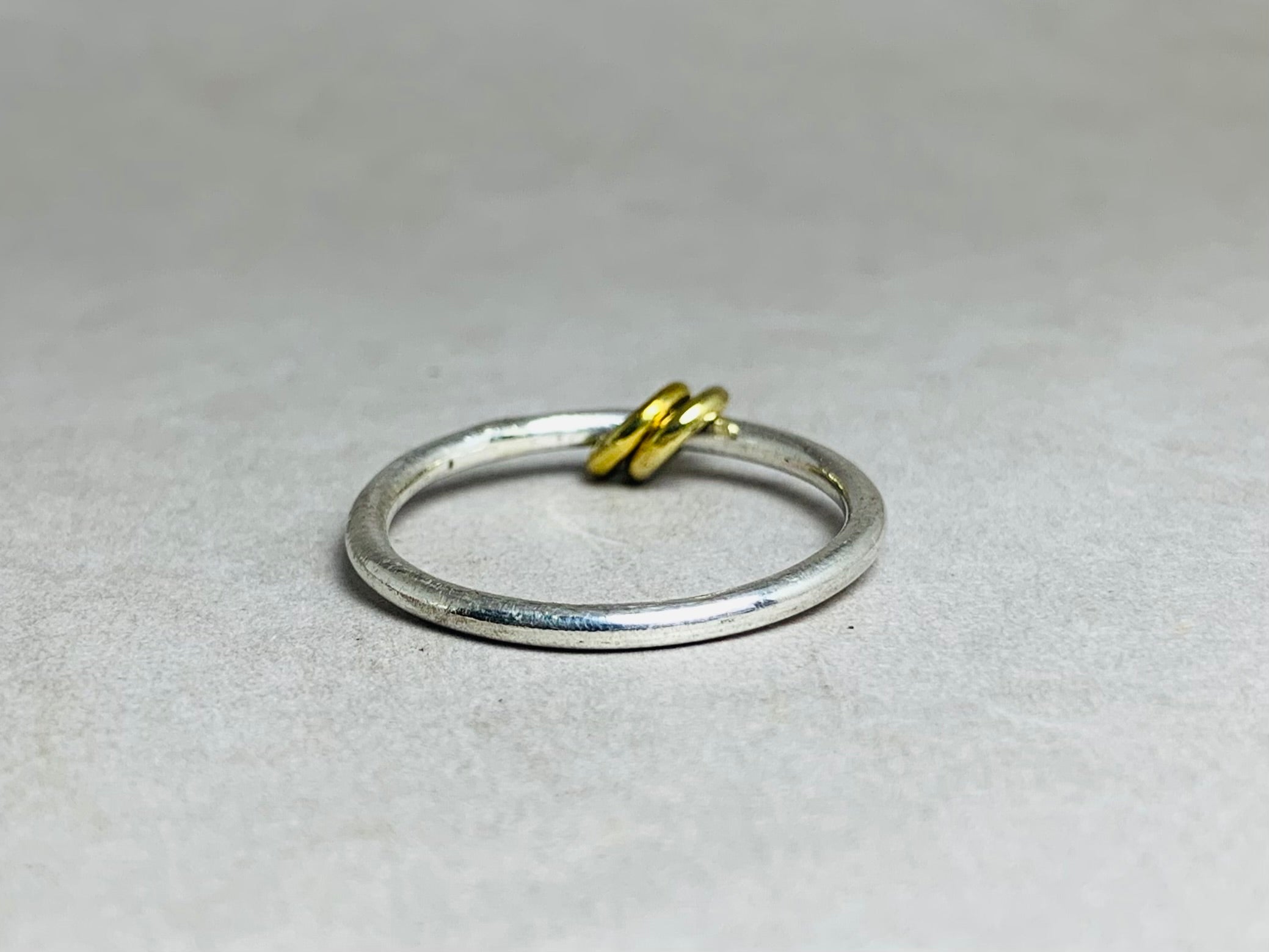 Bandring 925 Silber Ring Handgemachter runder Bandring Stapelring Rolling Band Ring Einzigartiger Ring Alltagsring