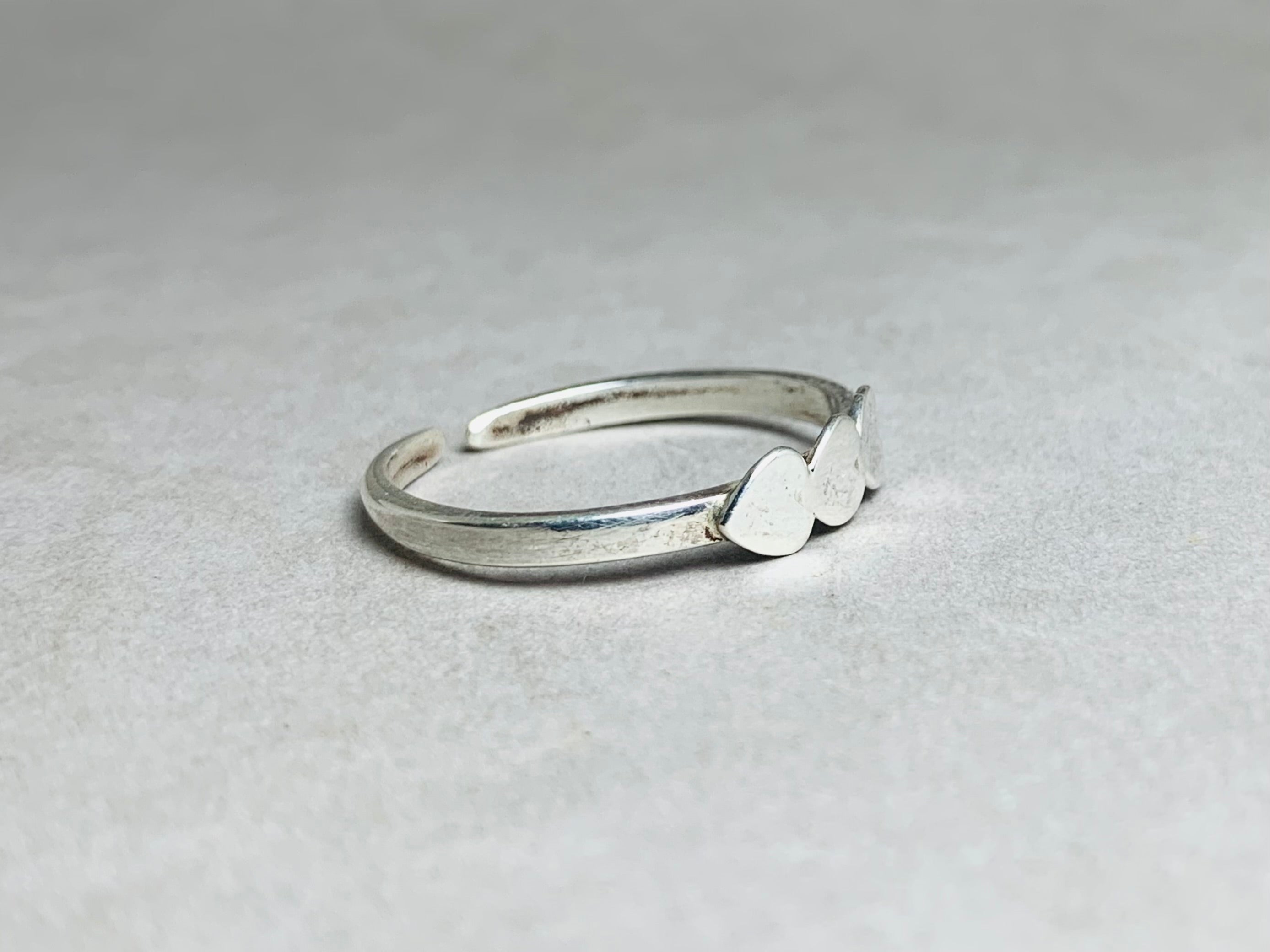 Kleiner Herzring 925 Sterling Silber Ring Minimalistischer Stapelring Zarter Ring Geschenk für Frauen Verlobungsring Liebesring