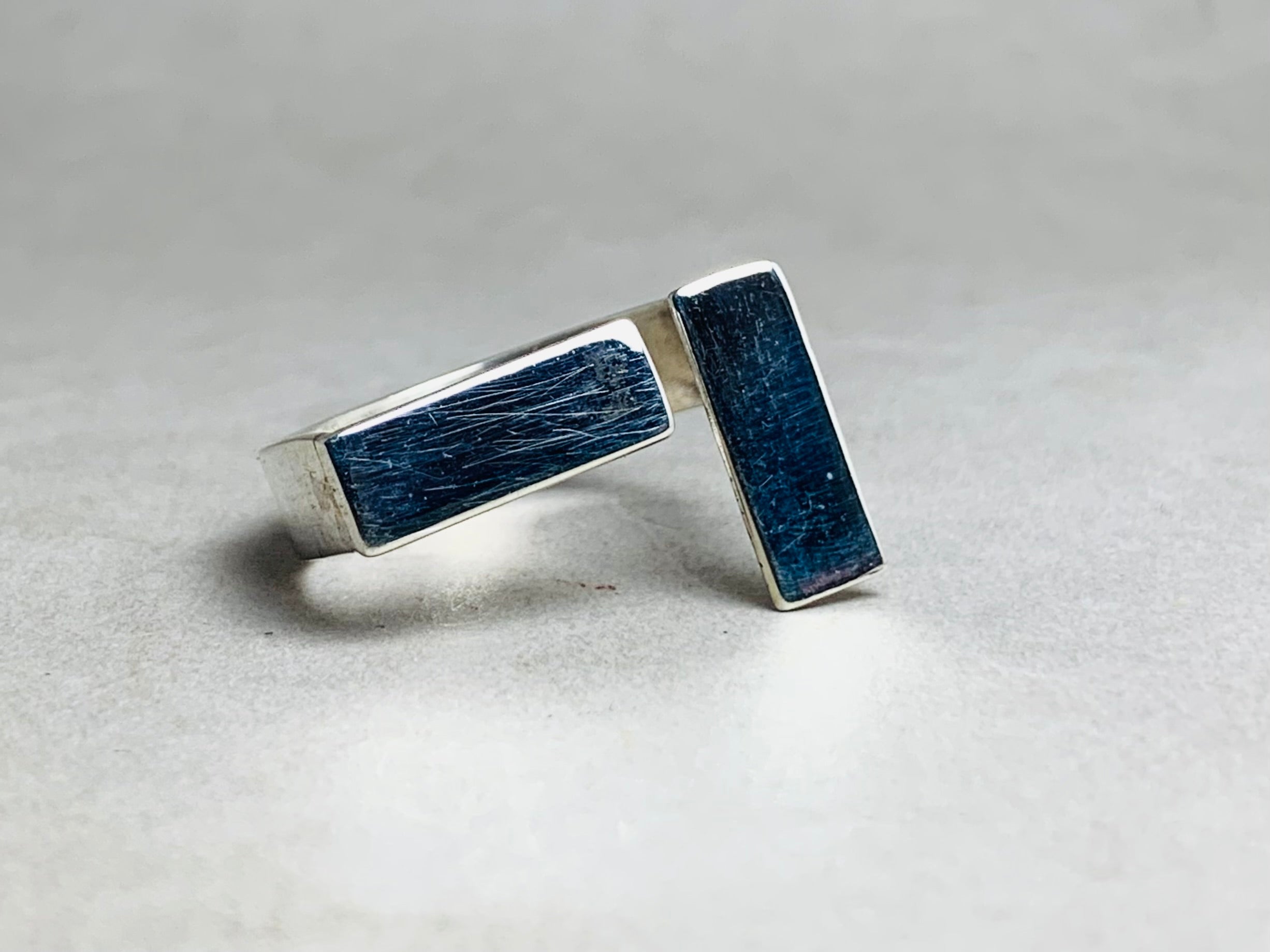 Bar Ring 925er Sterling Silber Ring Handgefertigter Statement Ring Eleganter Design Ring Doppelter Bar Ring Verstellbar