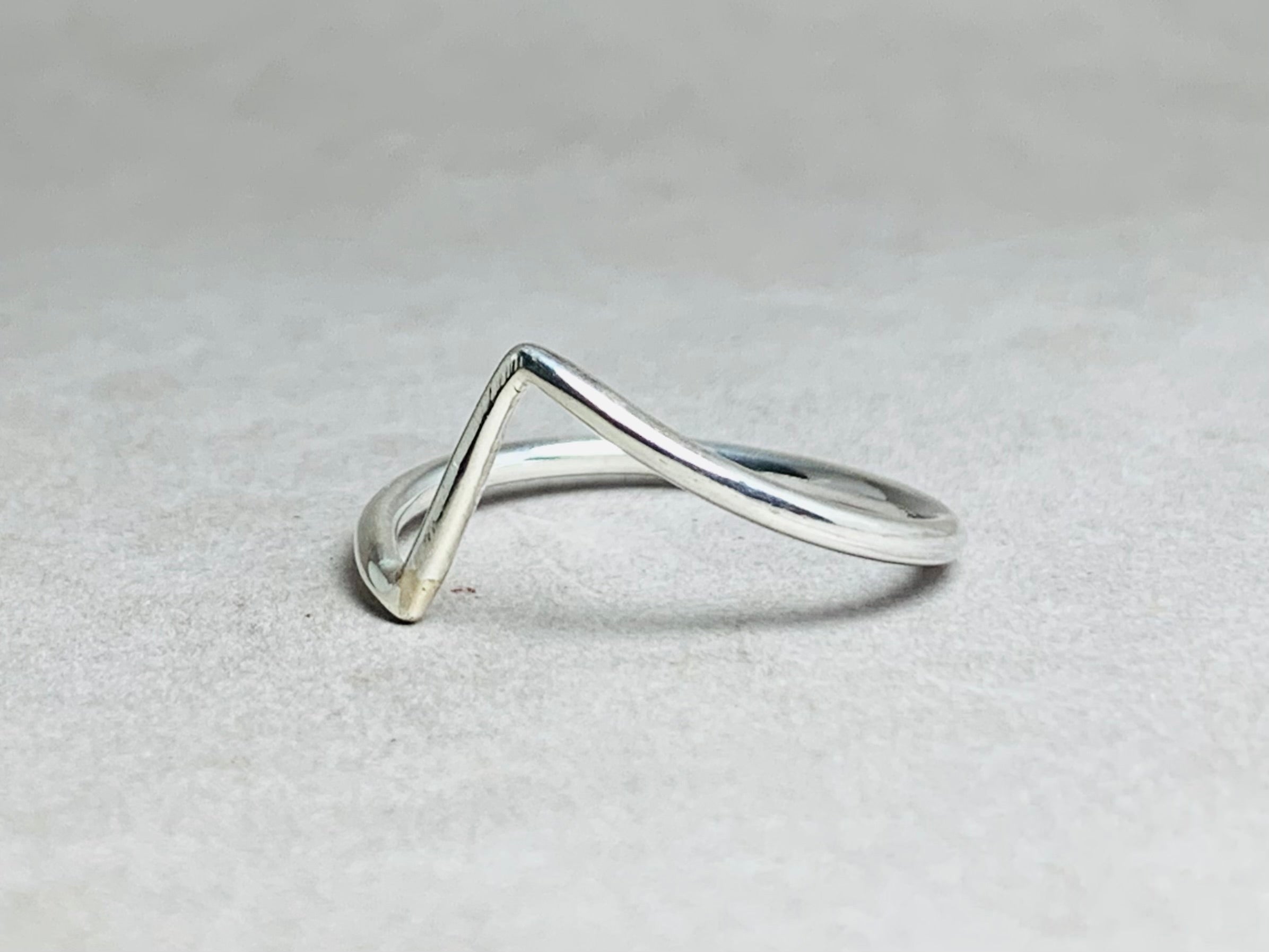 Feiner Barrenring 925 Sterling Silber Ring Handgemachter Minimalistischer Ring Stapelring Kleiner Ring Geschenk Für Sie