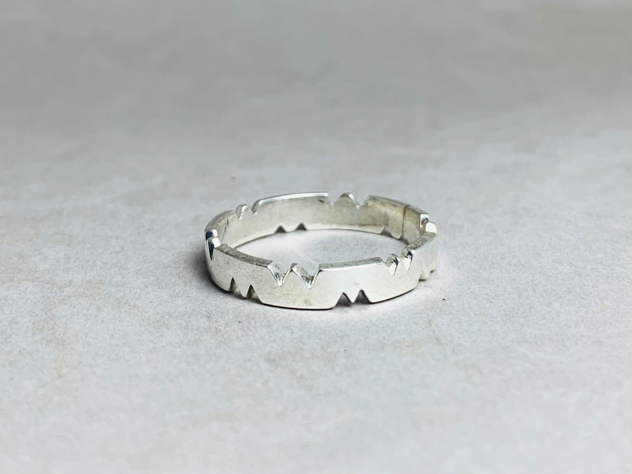 Bandring 925er Silberring Wellenring Zickzackring Handgefertigter Unikat Silberring Kronenring Geschenkideen
