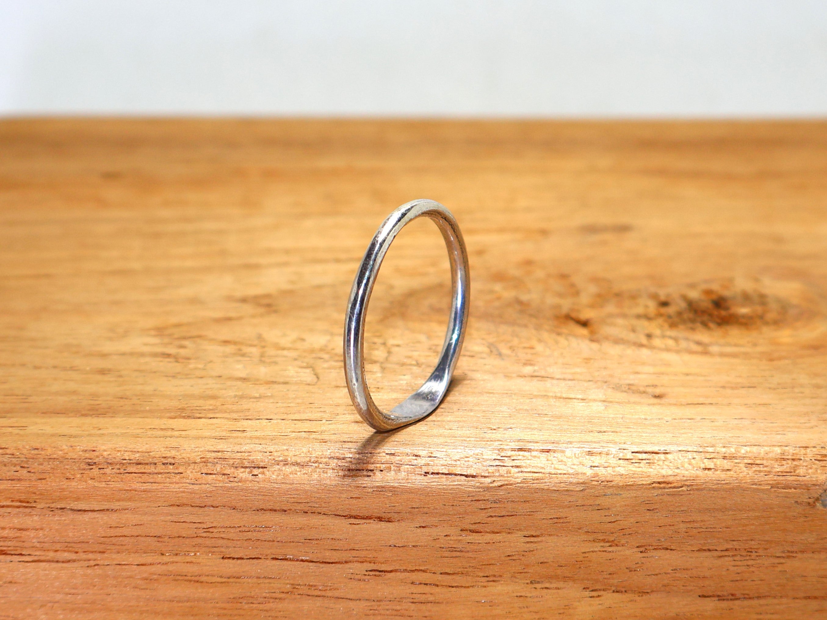 Personalisierter Initialenring 925 Silber Ring Handgemachter Minimalistischer Ring Zierlicher Initialenring
