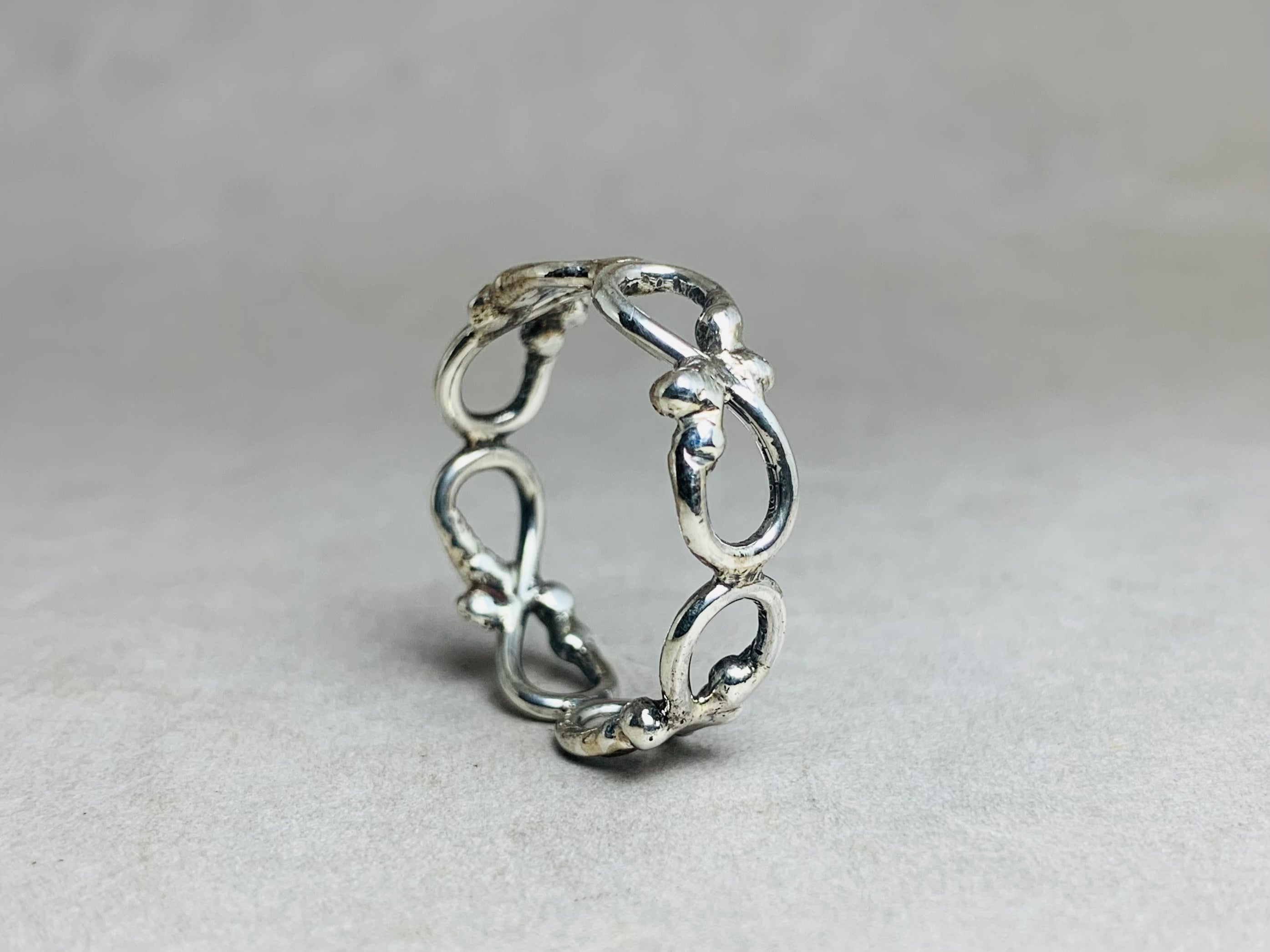 Unendlichkeits-Design-Ring 925 Silberring Unendlichkeitsband Handgemachter gedrehter Ring Einzigartiger Ring Alltagsring Geschenk für Sie