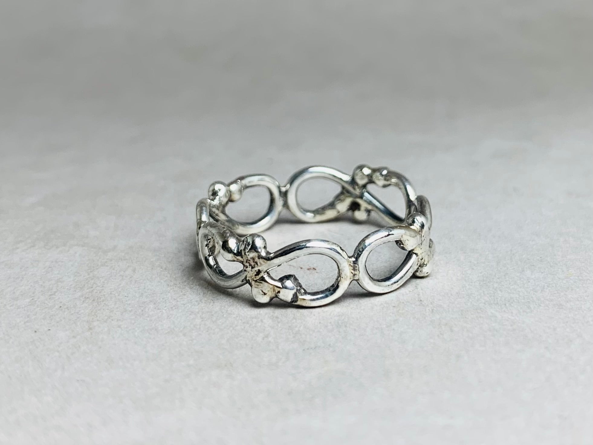 Unendlichkeits-Design-Ring 925 Silberring Unendlichkeitsband Handgemachter gedrehter Ring Einzigartiger Ring Alltagsring Geschenk für Sie