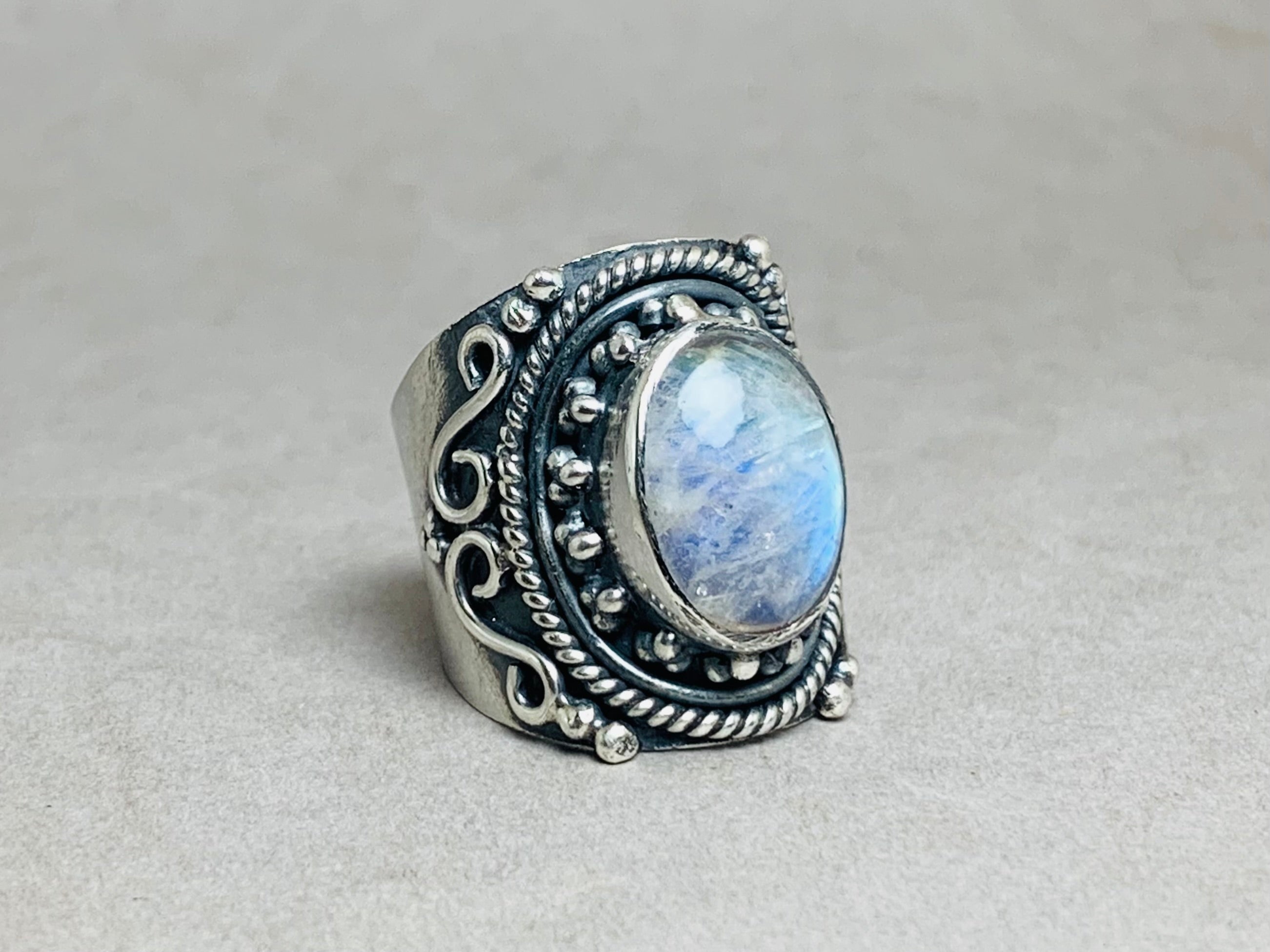 Mondstein Boho Ring 925 Sterlingsilber Ring Statement Ring Regenbogen Mondstein Juni Geburtsstein Geschenk für Sie