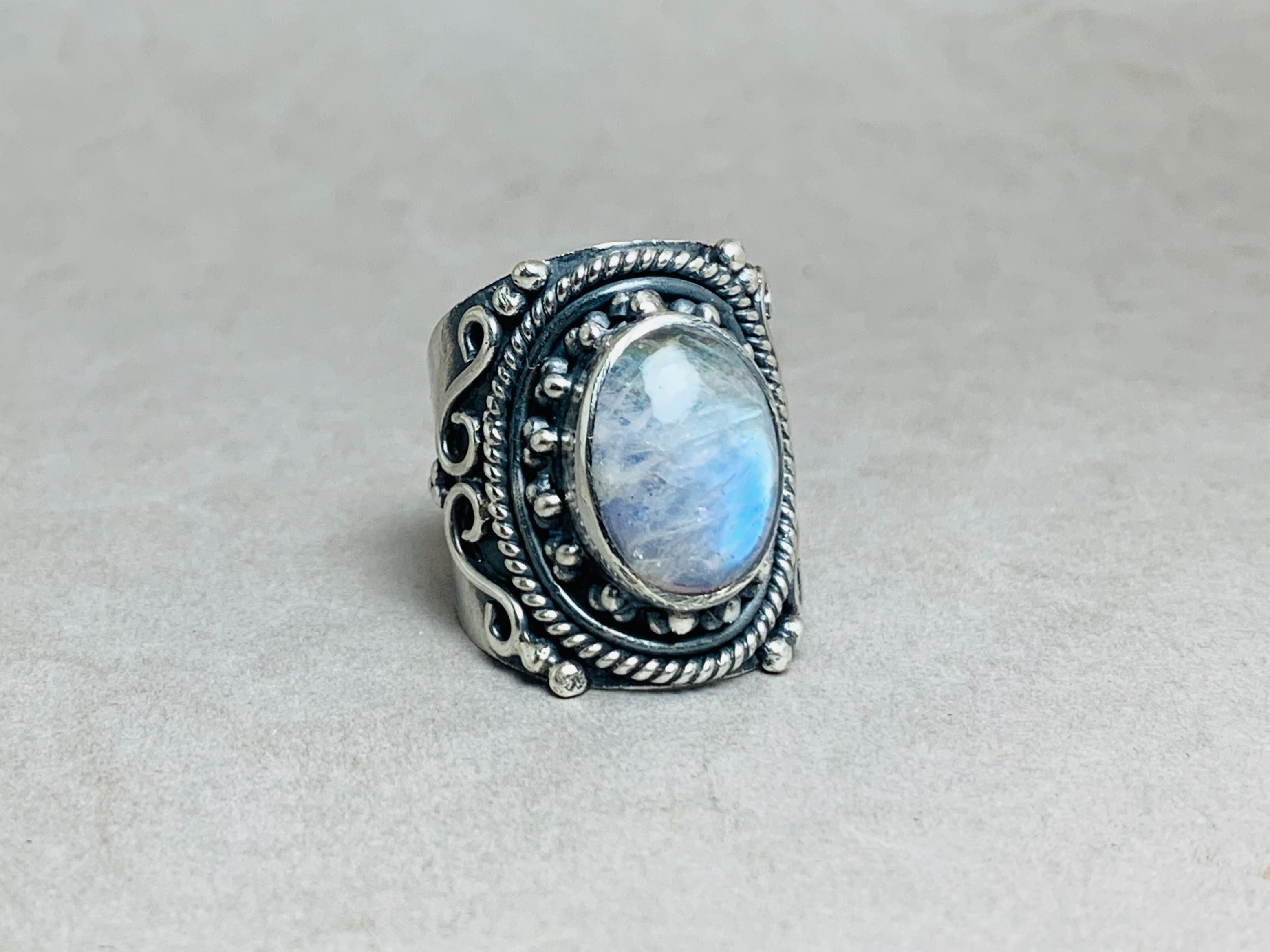 Mondstein Boho Ring 925 Sterlingsilber Ring Statement Ring Regenbogen Mondstein Juni Geburtsstein Geschenk für Sie