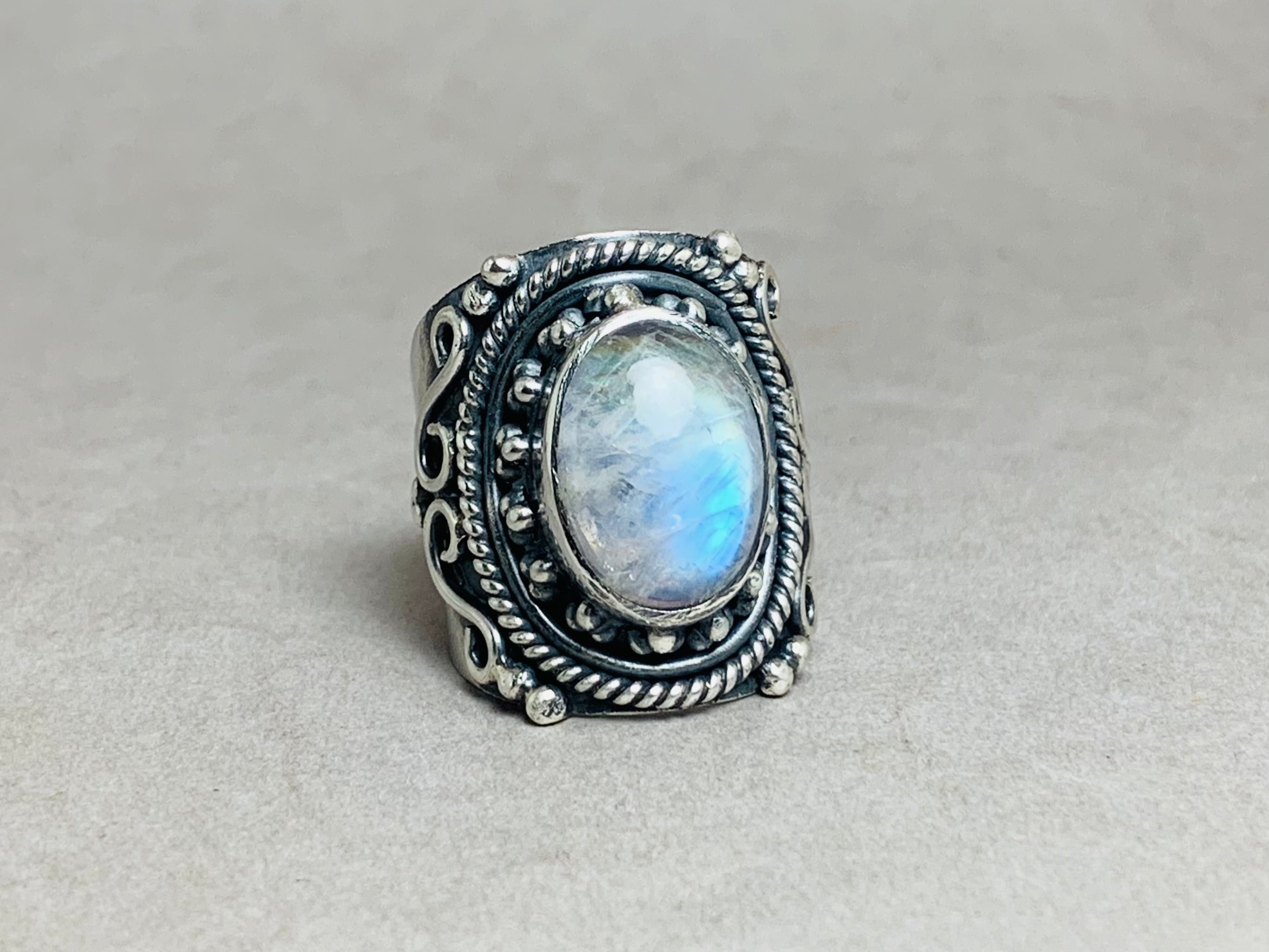 Mondstein Boho Ring 925 Sterlingsilber Ring Statement Ring Regenbogen Mondstein Juni Geburtsstein Geschenk für Sie
