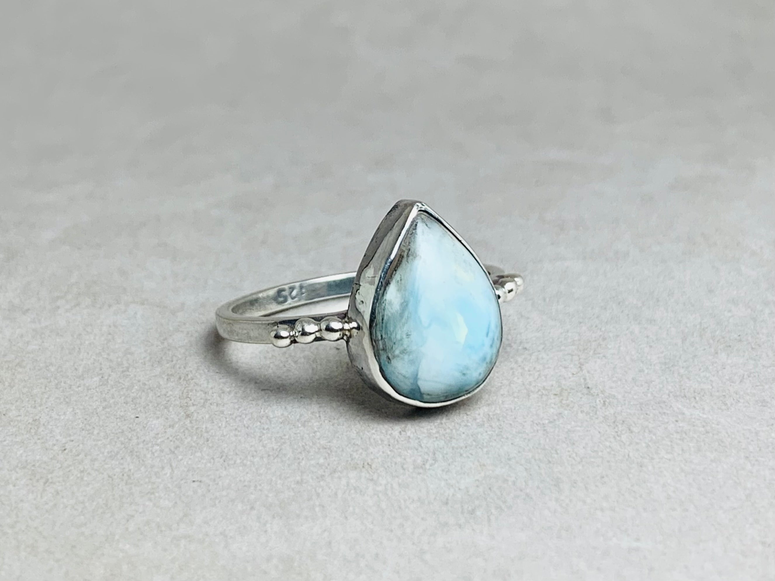 Larimar Ring 925 Silberring Edelsteinring Halbedelstein Natur Larimar Ring Alltagsring Tropfenförmiger Larimar Ring Boho Schmuck