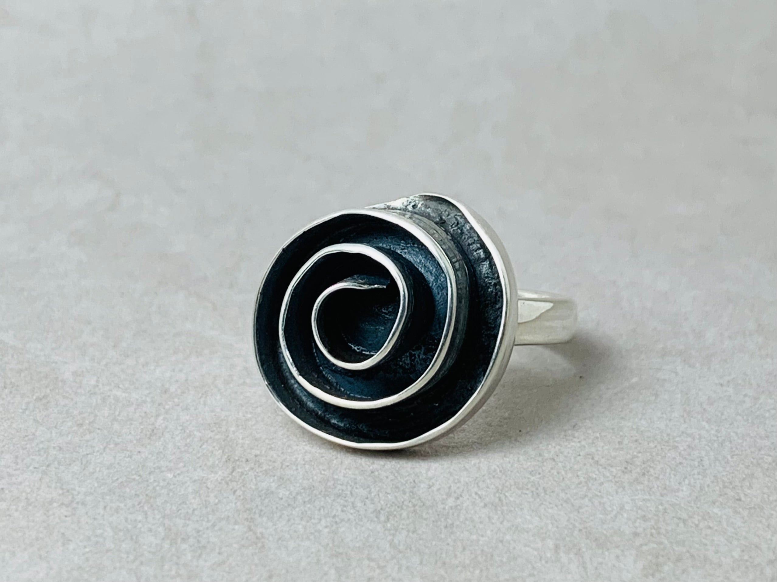 Silberspiralring 925er Sterling Silber Handgemachter Unikat Ring Statement Ring Alltagsring Geschenk für Sie Brautjungfern Geschenk