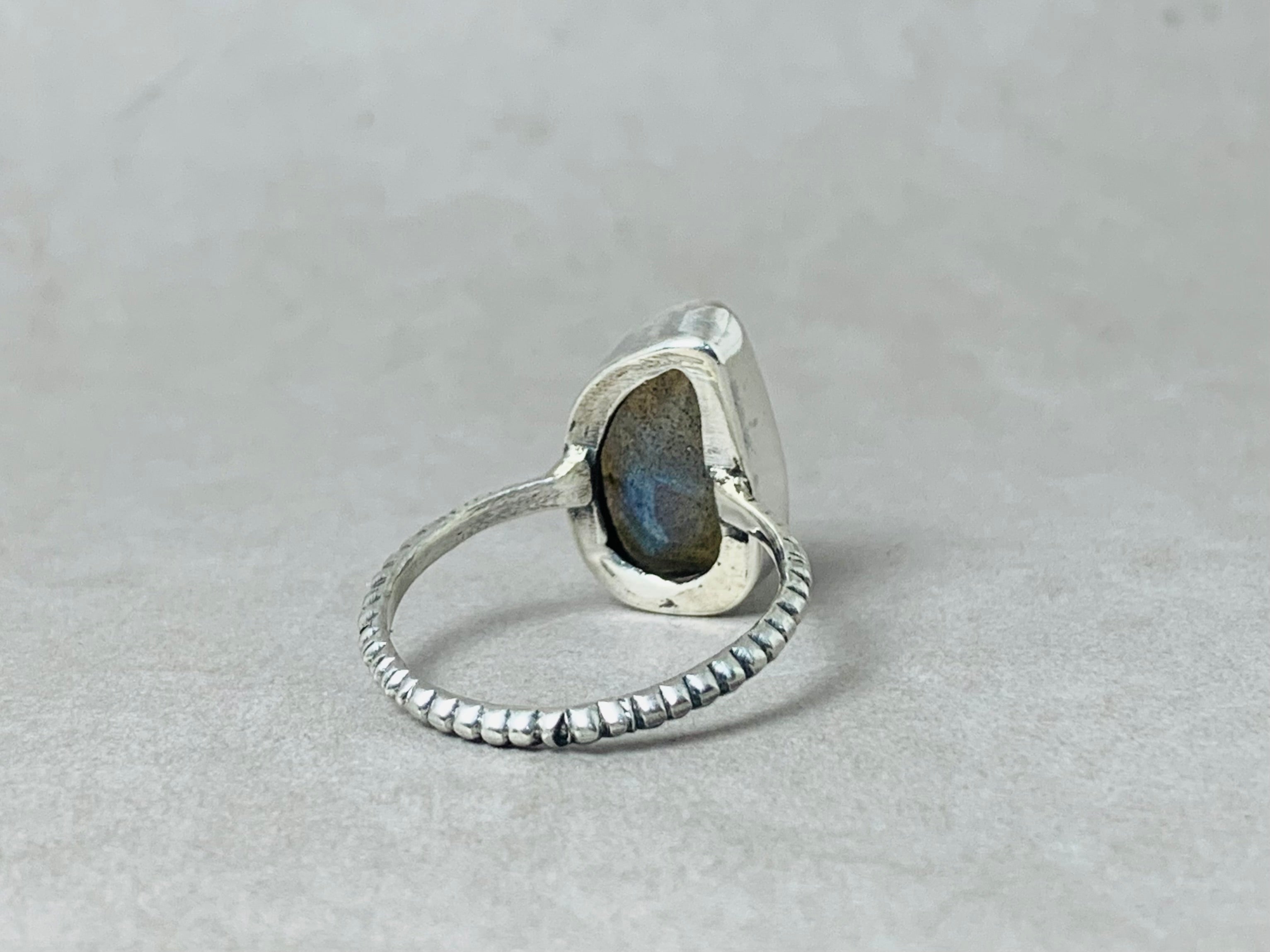 Natur Labradorit Ring 925 Sterling Silber Ring Stapelring Handgemachter Ring Einzigartiger Form Ring