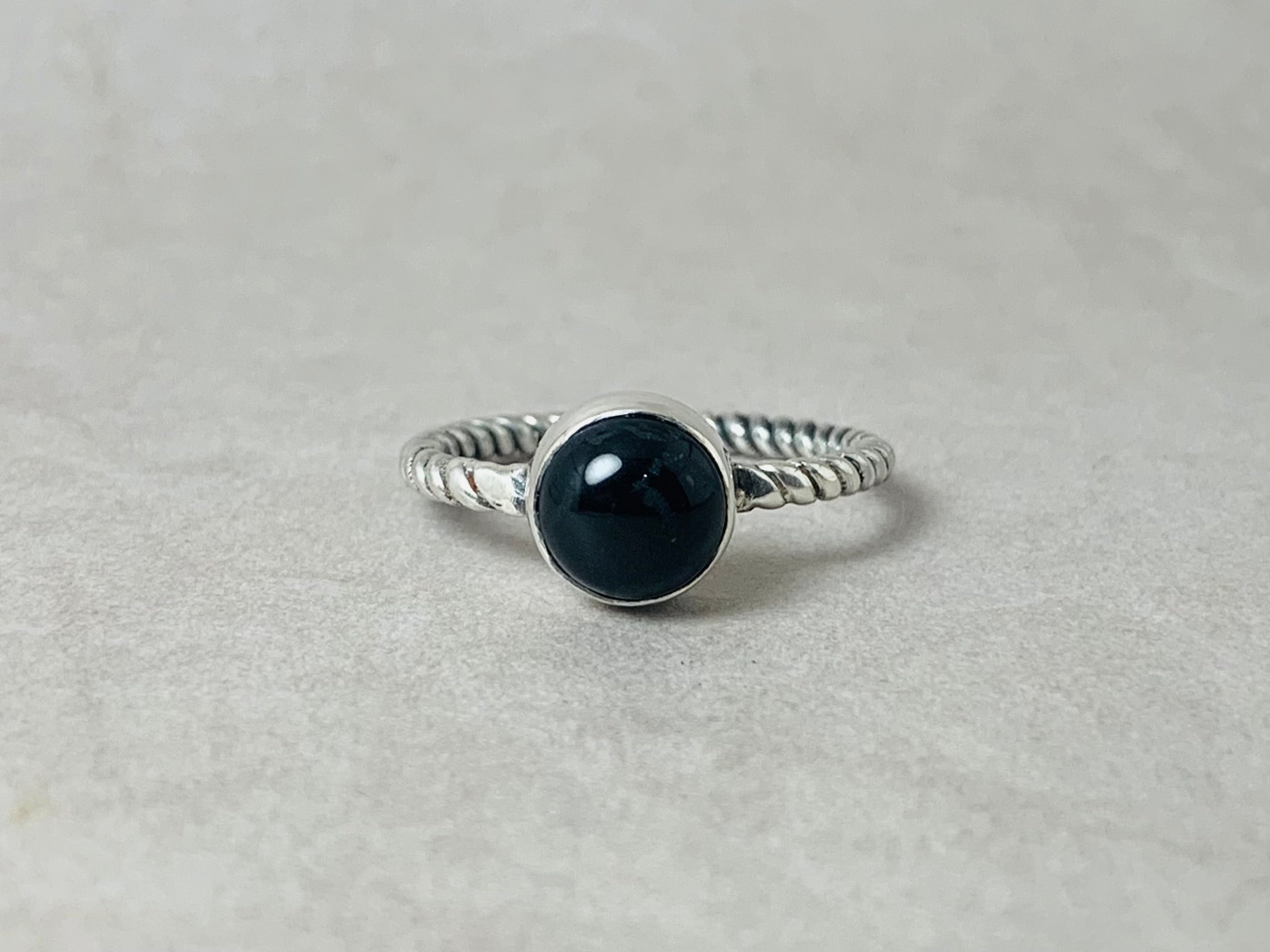Schwarzer Onyx Ring 925 Sterling Silber Stapelring Handgemachter Ring Damen Silberring Geschenk für Sie