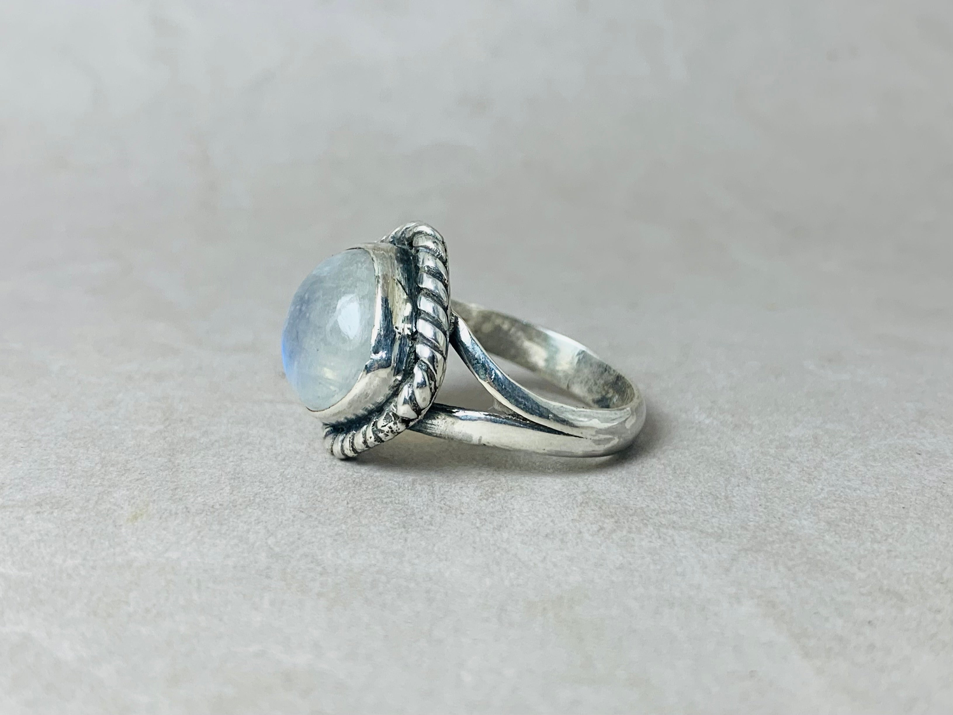 Natürlicher Mondsteinring 925 Sterling Silber Ring Boho Ring Blauer Feuer Mondstein Ring Handgemachter Ring