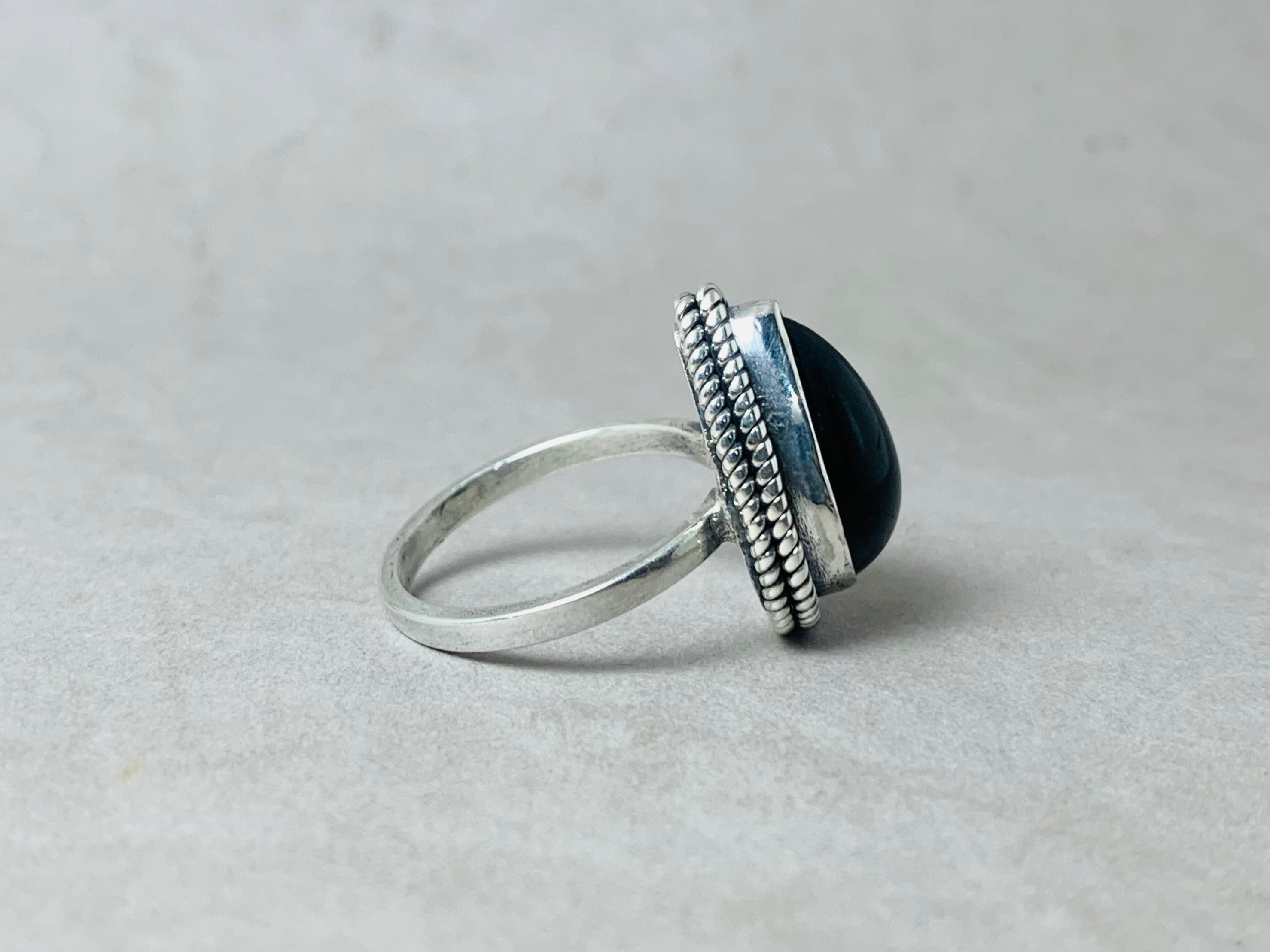 Onyx-Ring 925er Sterlingsilber Handgefertigter Ring Stapelring Boho Silberring