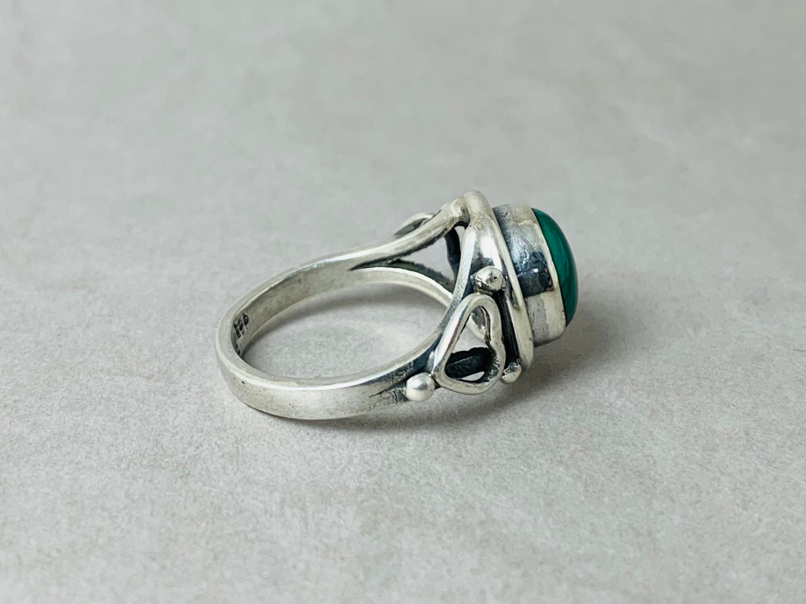 Runder Edelstein Malachit Ring 925 Silberring Versprechensring Statement Ring Handgemachter Ring Geschenkideen
