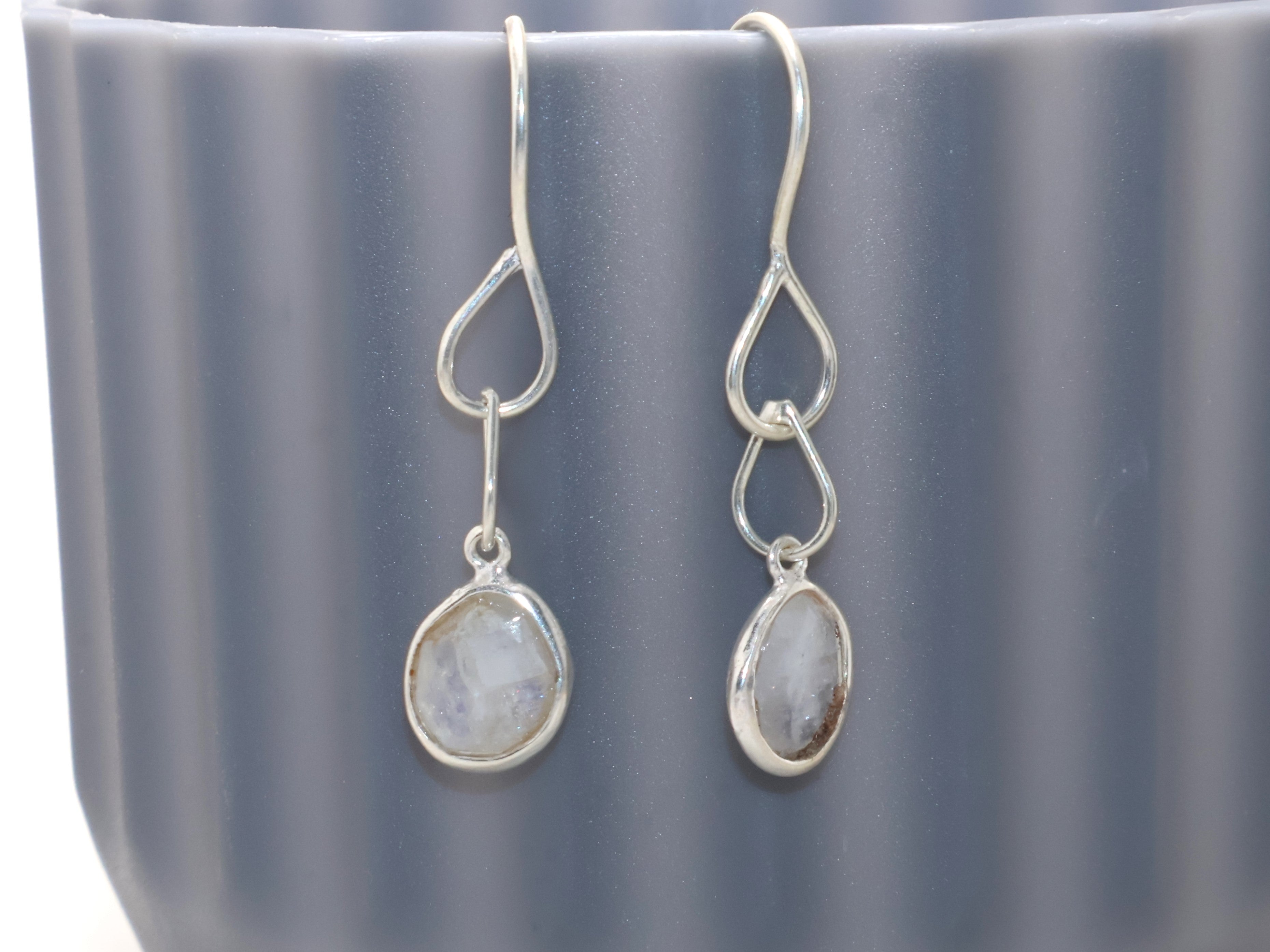 Geschliffene Mondstein-Ohrringe 925er Silber Ohrringe Regenbogen-Mondstein Ohrringe Für Frauen Geschenk Für Sie Blauer Mondstein