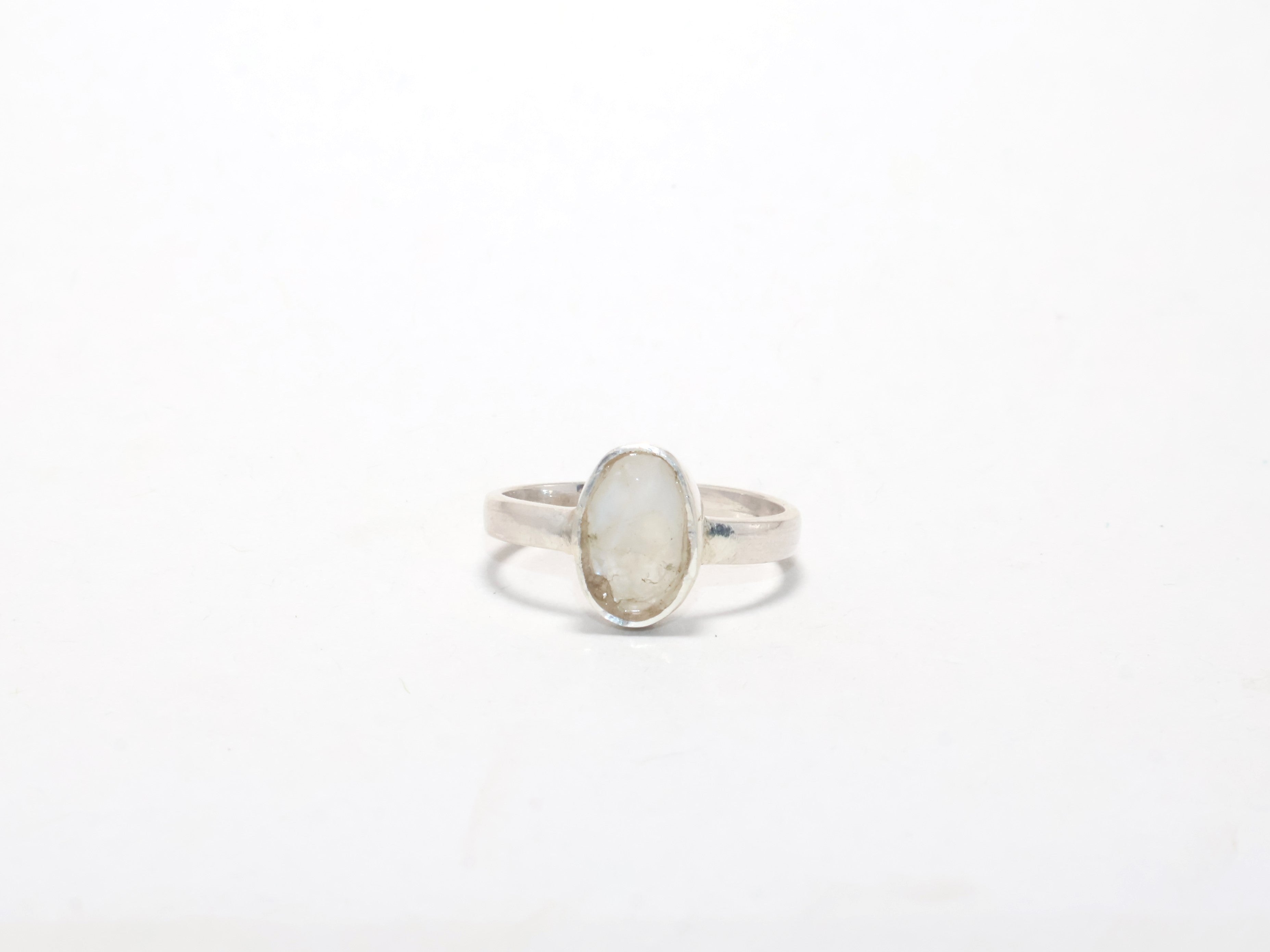 Geschliffener Regenbogen-Mondsteinring 925er Sterlingsilber Edelsteinring Handgemachter Damenring Echter Mondstein Geburtsstein Juni Ring