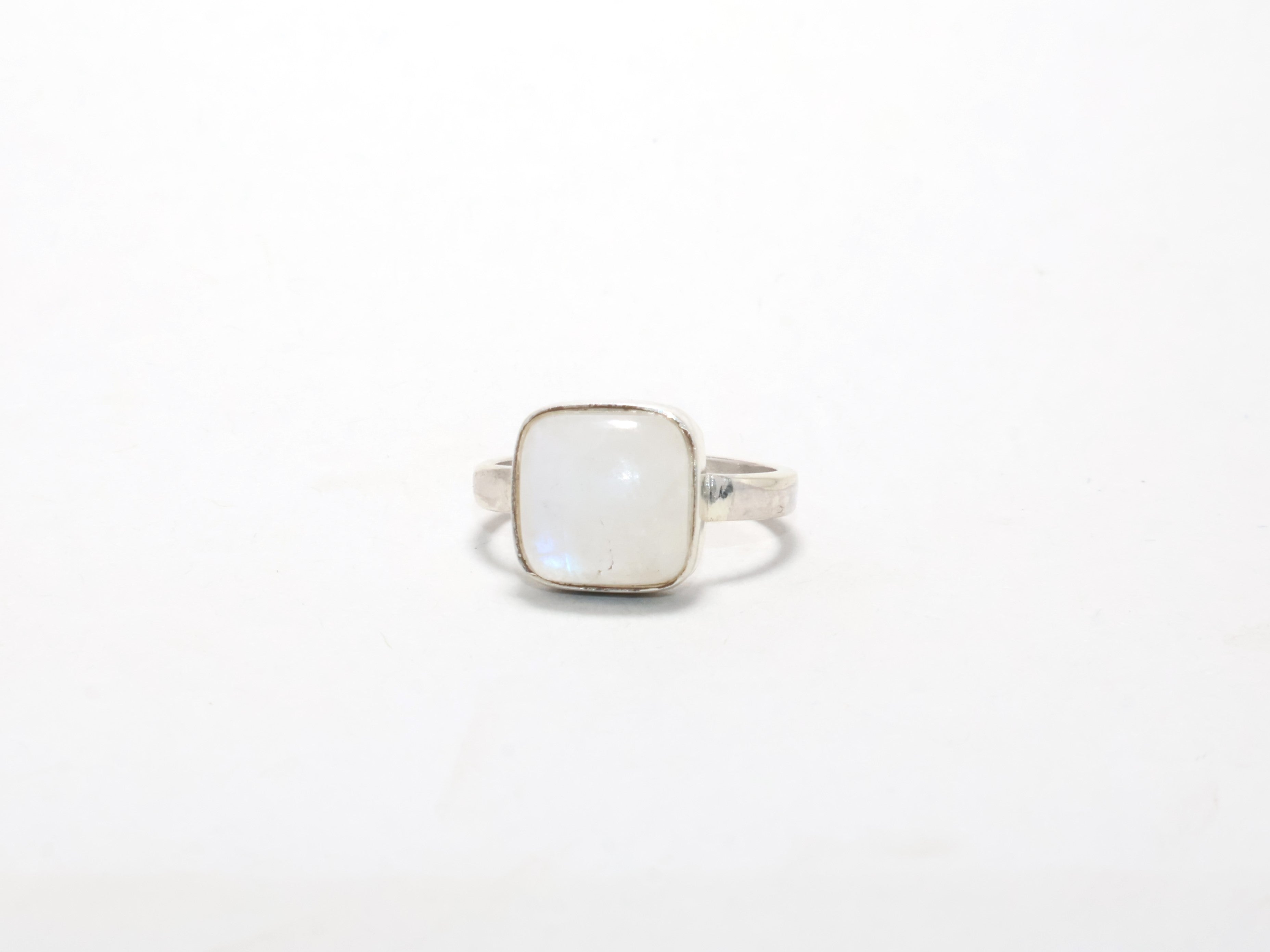 Regenbogen Mondstein Ring 925 Sterling Silber Ring Frauen Boho Ring Verlobungsring Blauer Feuer Ring Damenschmuck