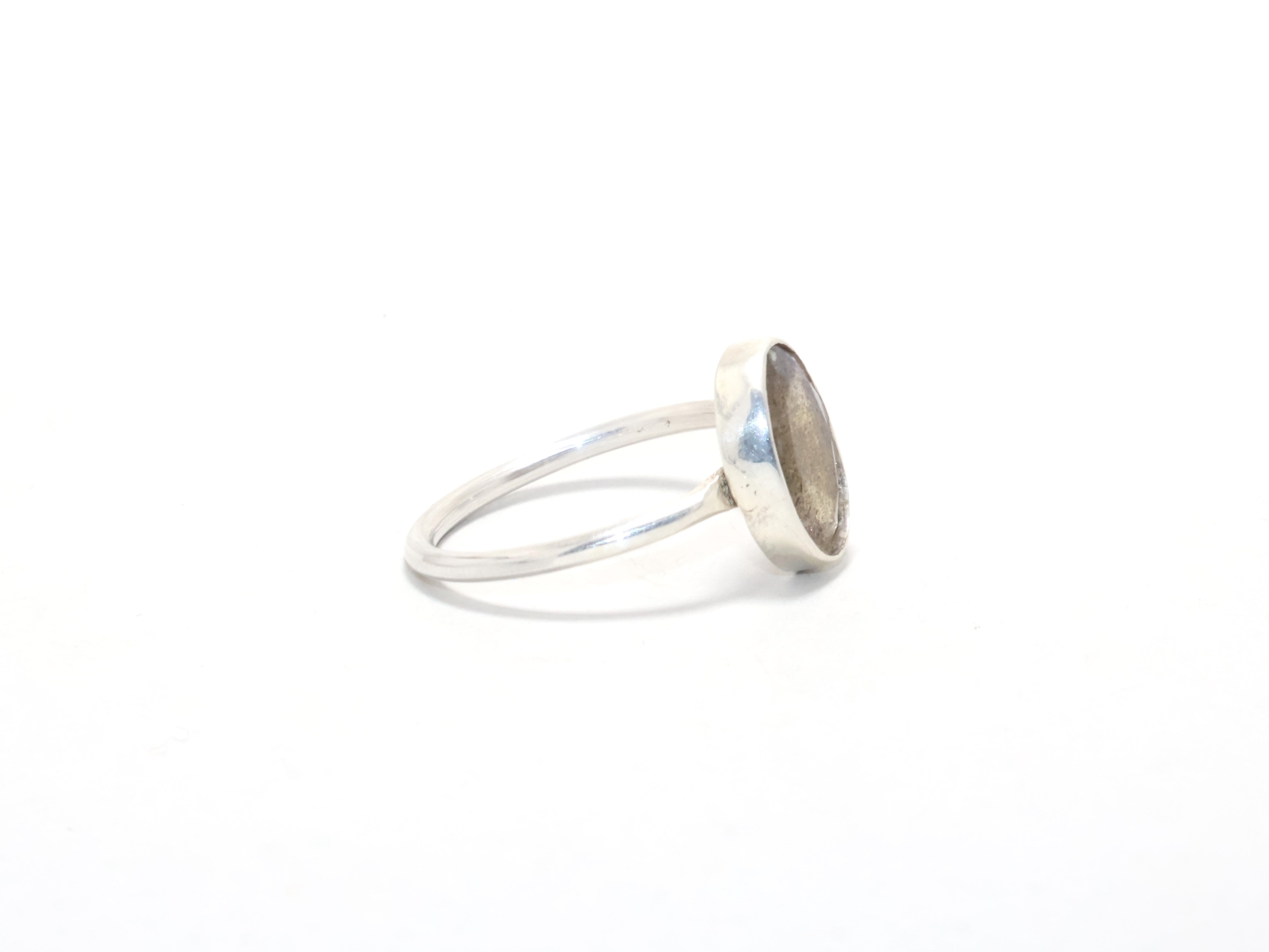 Geschliffener Labradorit-Ring 925er Sterling Silber Ovaler Edelstein-Stapelring Geschenk für sie Alltagsring