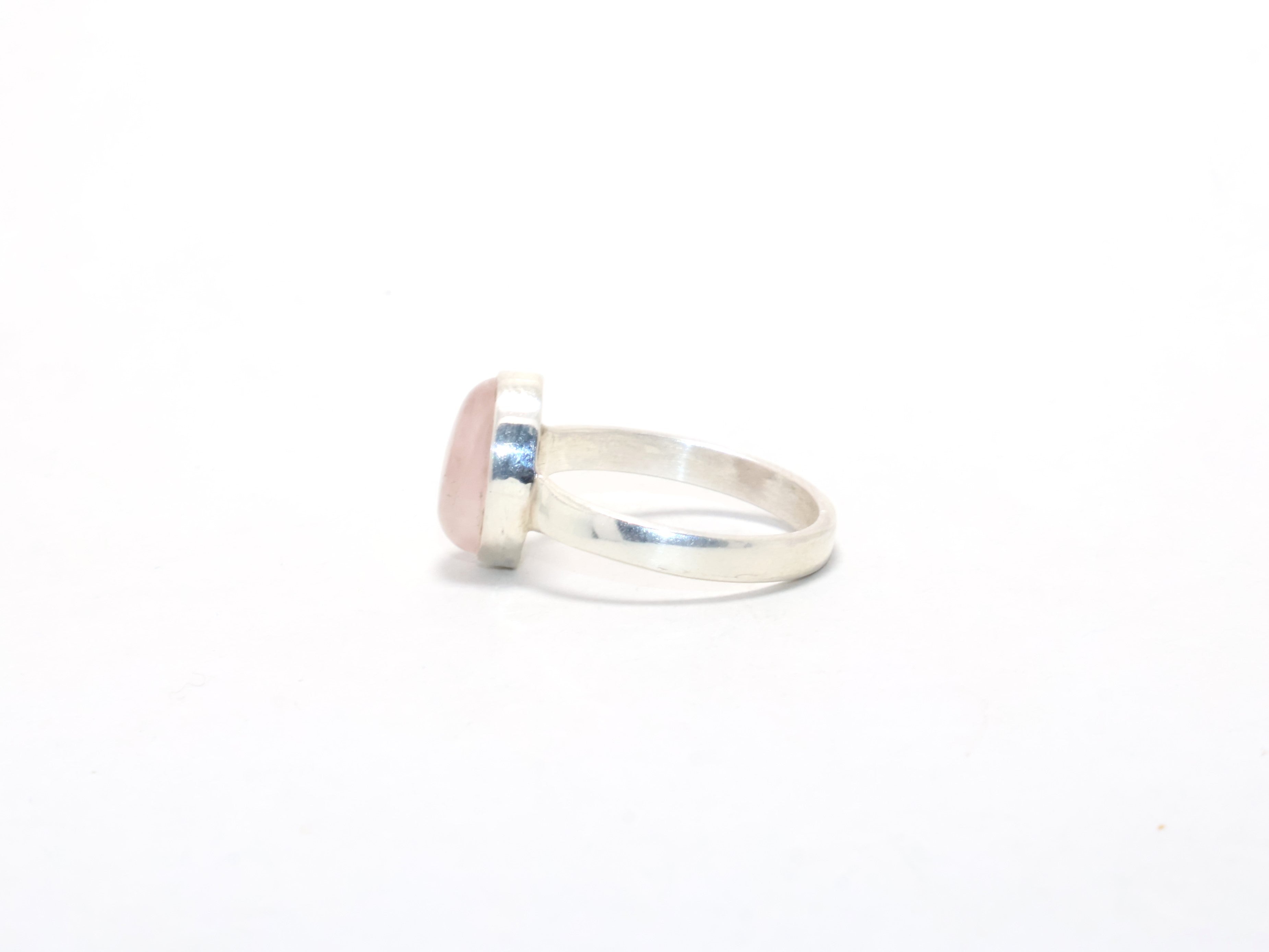 Rosenquarz-Ring Handgemachter Ring Stapelring Geschenk Geburtssteinring Verlobungsring Rosa Stein Geschenk für Mama
