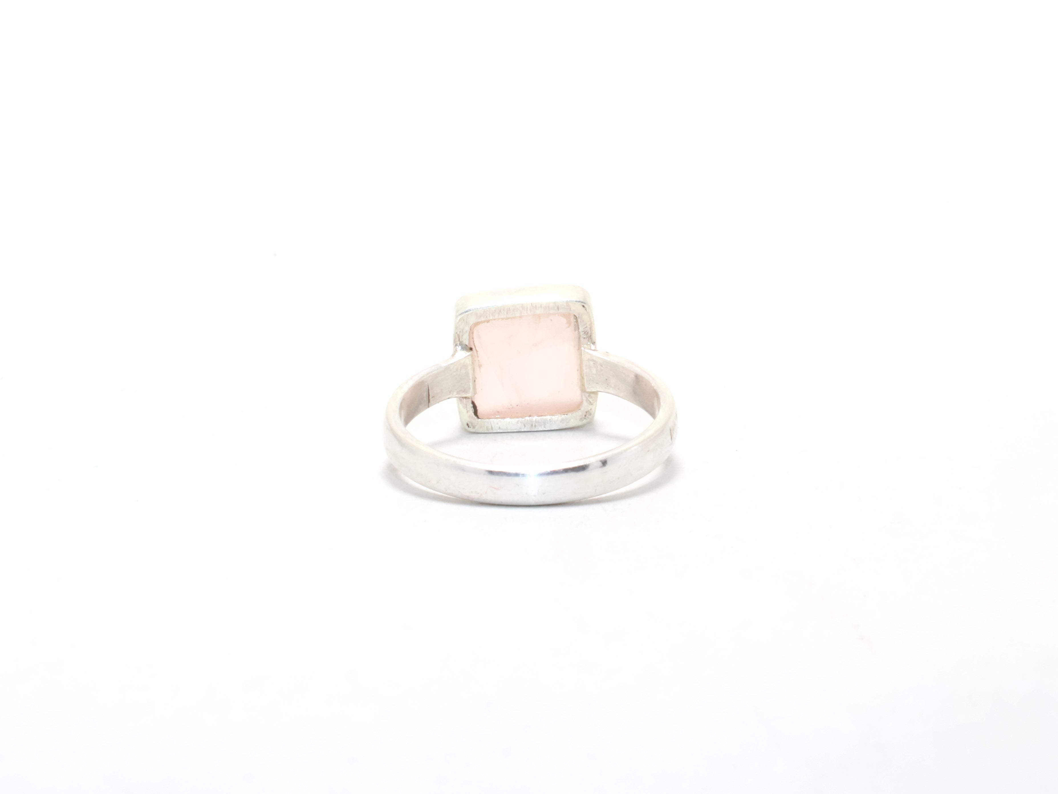 Natürlicher Rosenquarz-Ring, zierlicher handgemachter Ring, Versprechensring, Geschenk für sie, Boho-Ring, handgemachter Schmuck