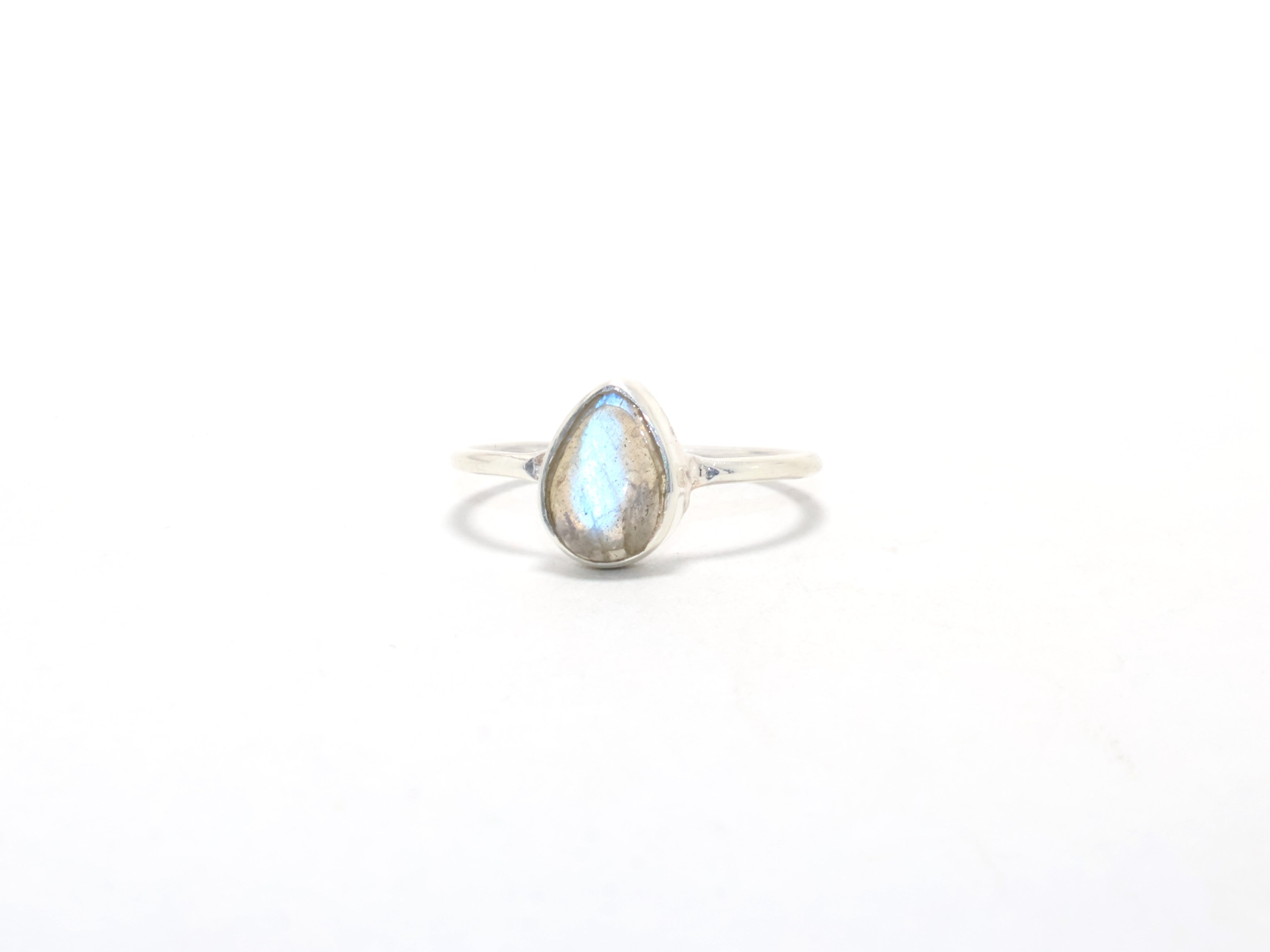 Labradorit Birnenring Stapelring Naturstein Geburtssteinring Handgemachter Ring Blauer Feuerring Cocktailring