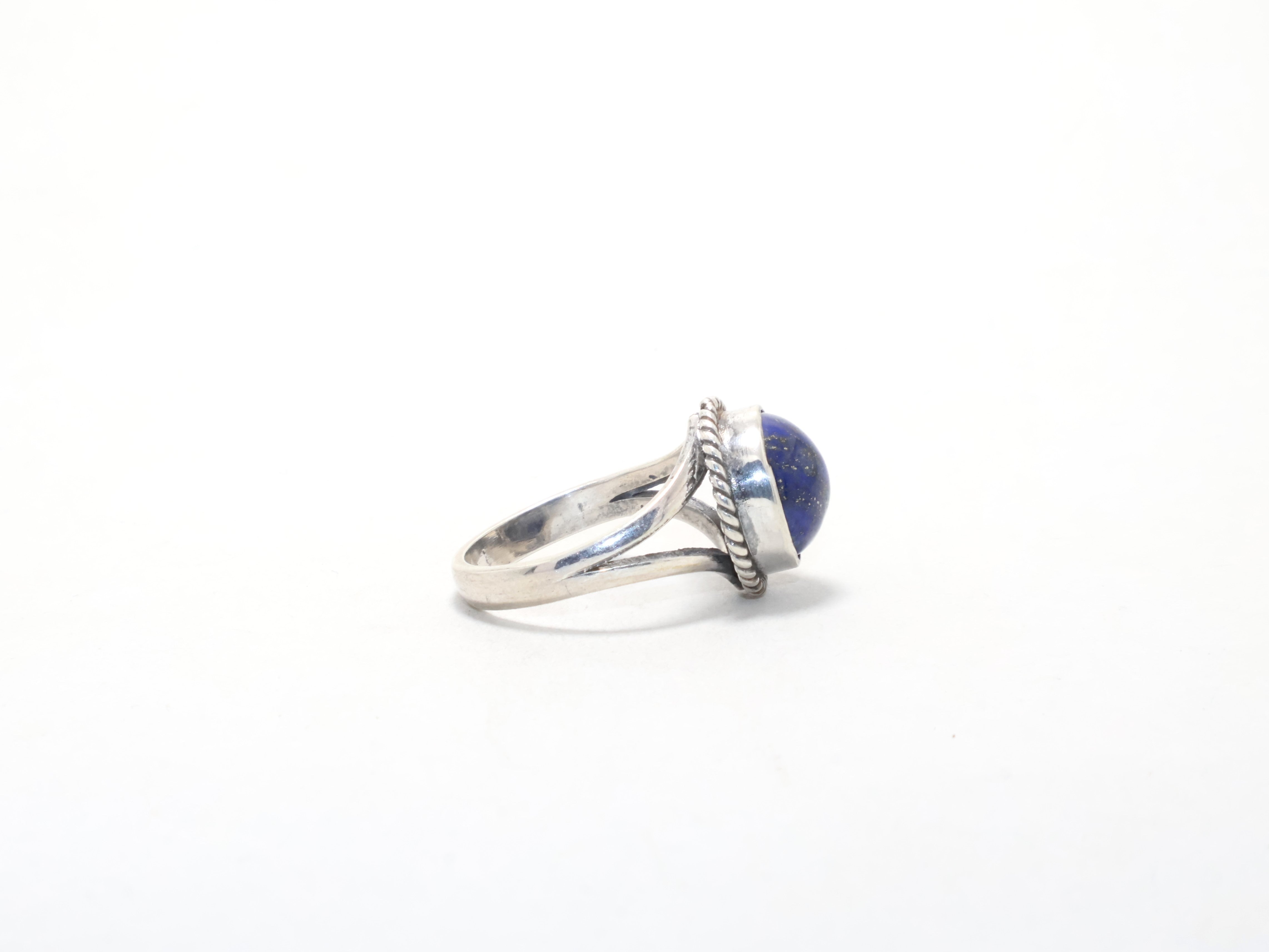 Runder Lapislazuli Ring Blauer Edelstein Boho Ring Versprechensring Zierlicher Ring Handgemachter Ring Böhmischer Ring Silberschmuck Geschenkidee
